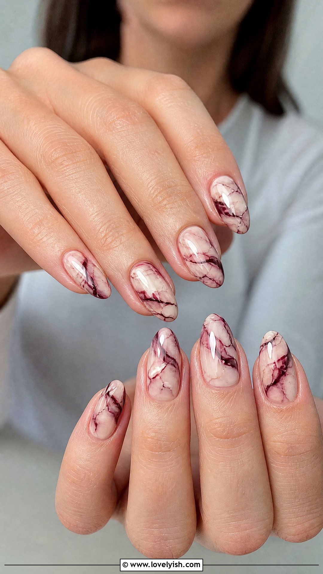 Burgundy Marble Nails - 25 burgundy nail designs - 25 burgundy nail designs