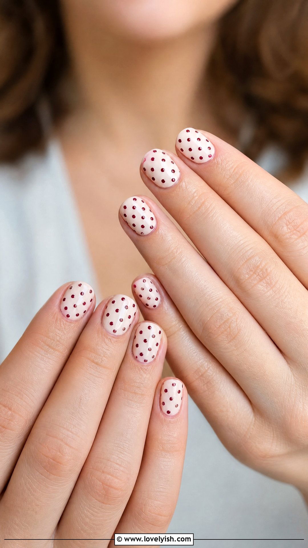 Burgundy Polka Dot Nails - 25 burgundy nail designs - 25 burgundy nail designs