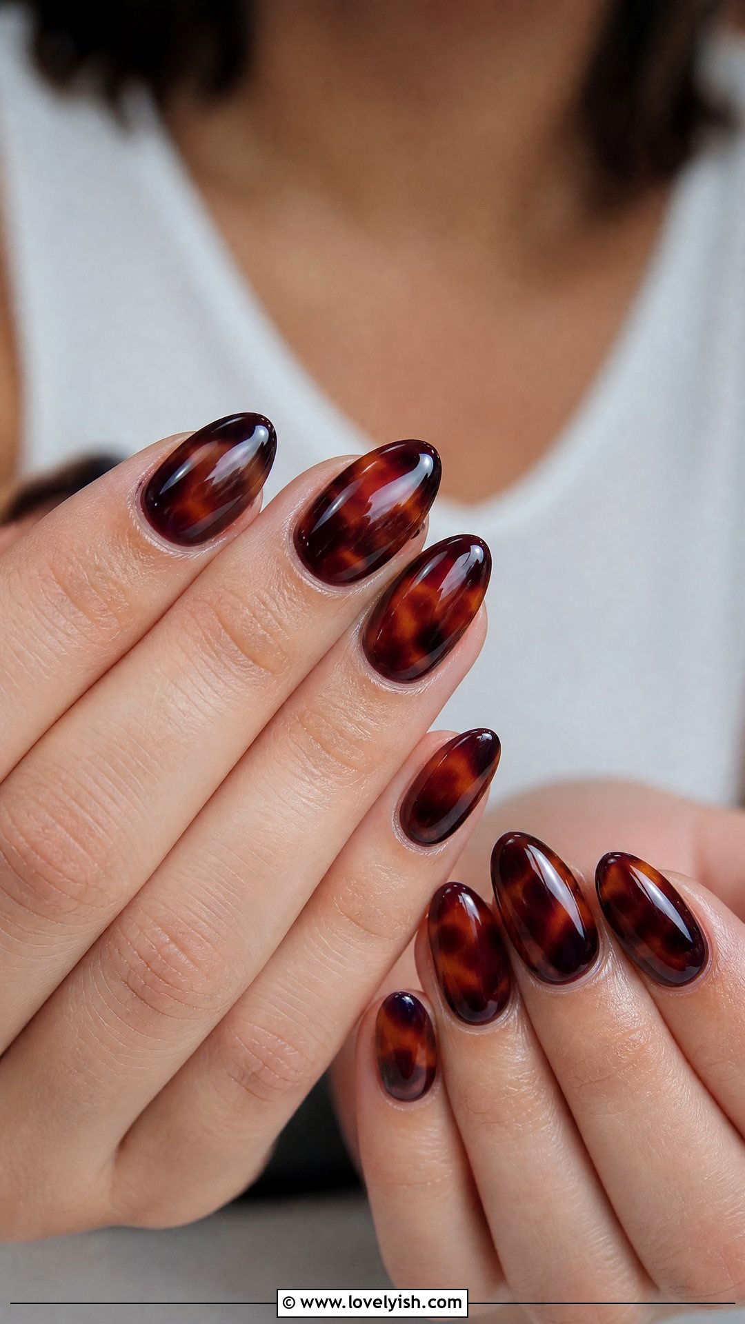 Burgundy Tortoiseshell Nails - 50 dark red nails - 50 dark red nails