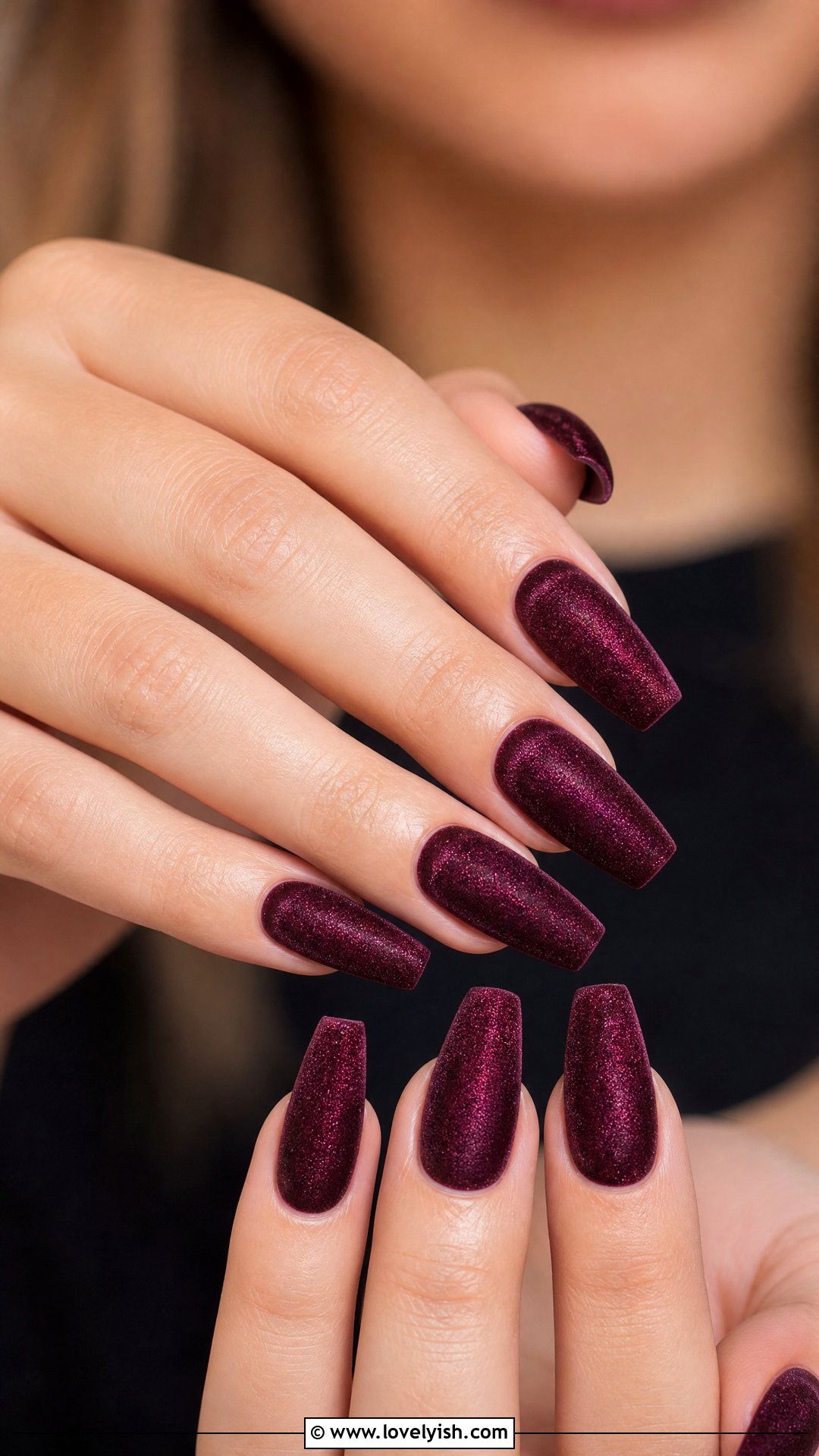 Burgundy Velvet Prom Nails - 25 prom nail ideas - 25 prom nail ideas