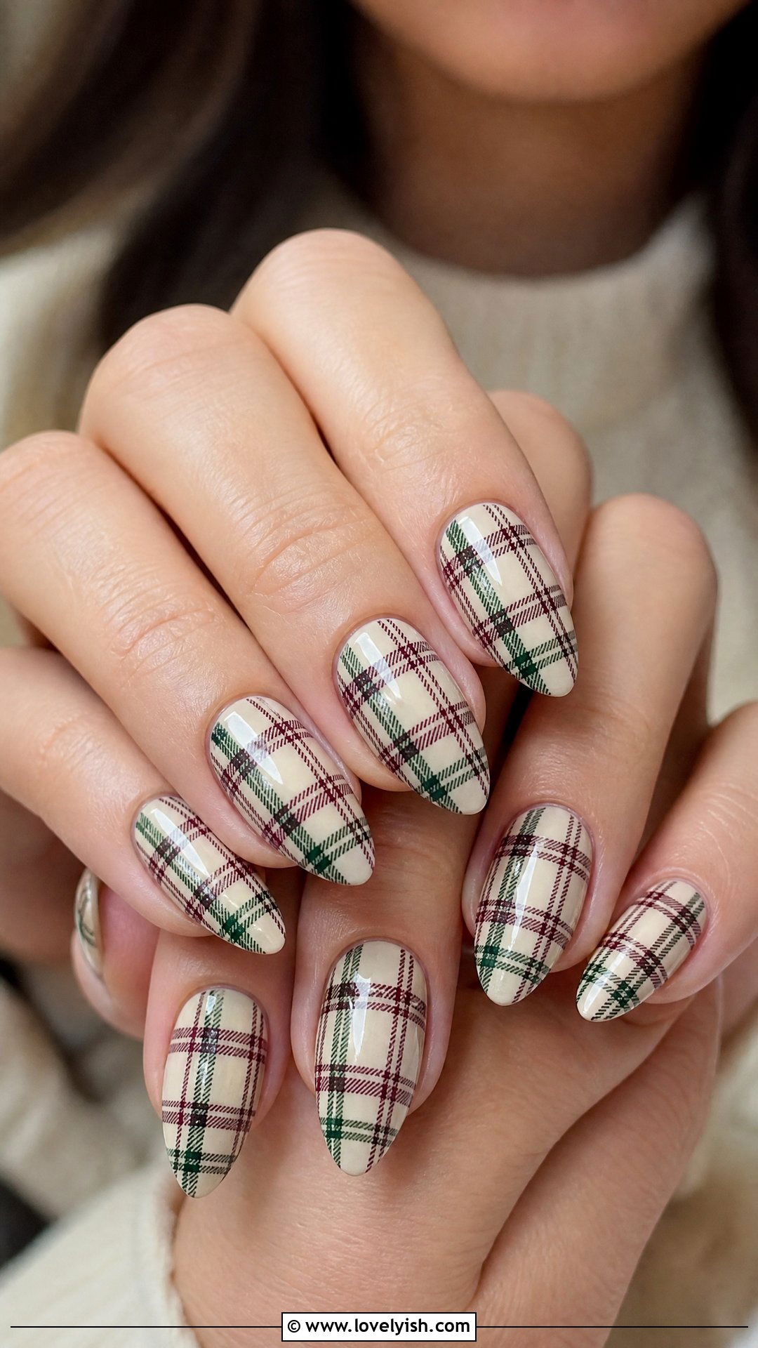 Burgundy and Green Tartan Checkered Nails - 25 checkered nail designs - 25 checkered nail designs