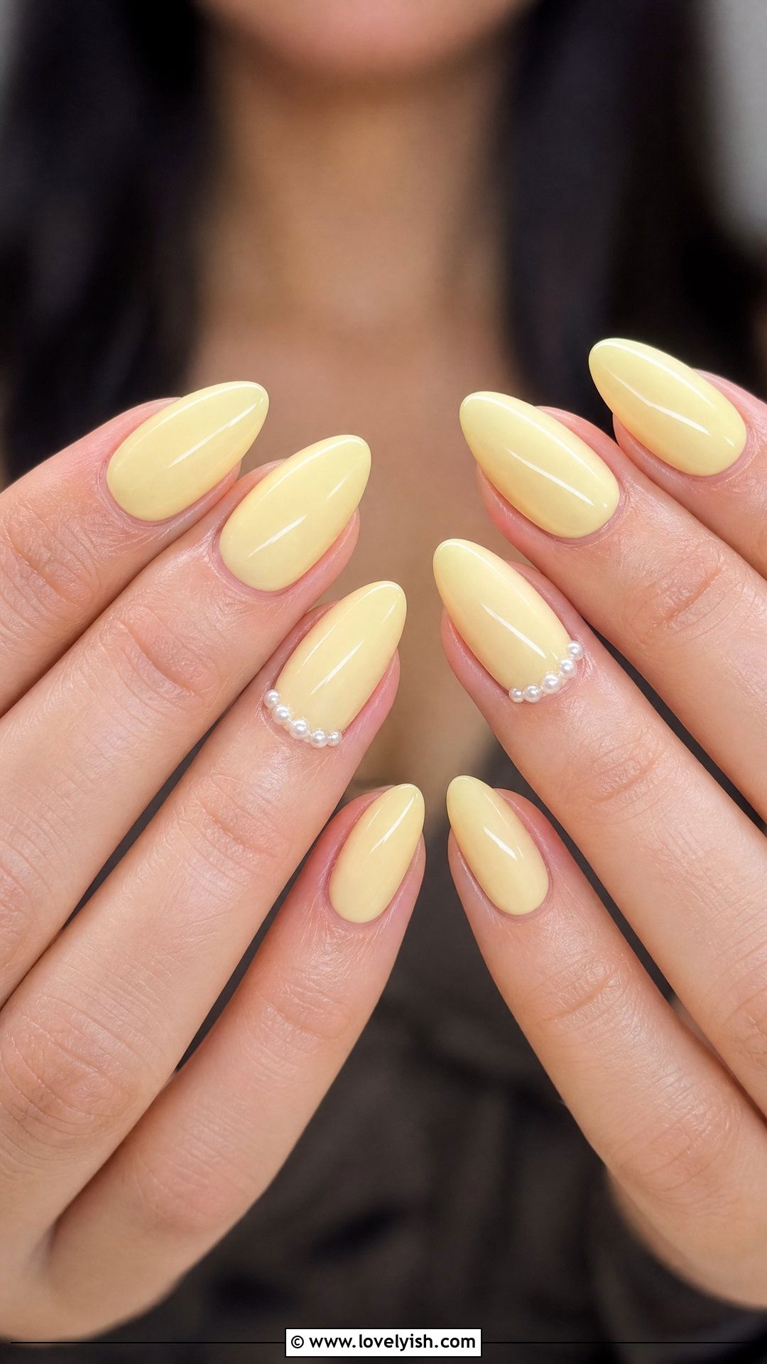 Butter Yellow Almond Nails with Pearls - 50 butter yellow nails - 50 butter yellow nails