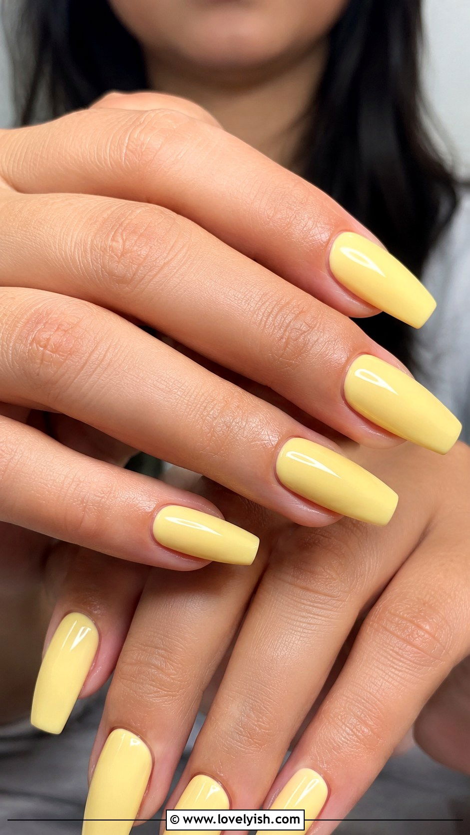 Butter Yellow Coffin Nail Extensions - 48 nail extensions - 48 nail extensions