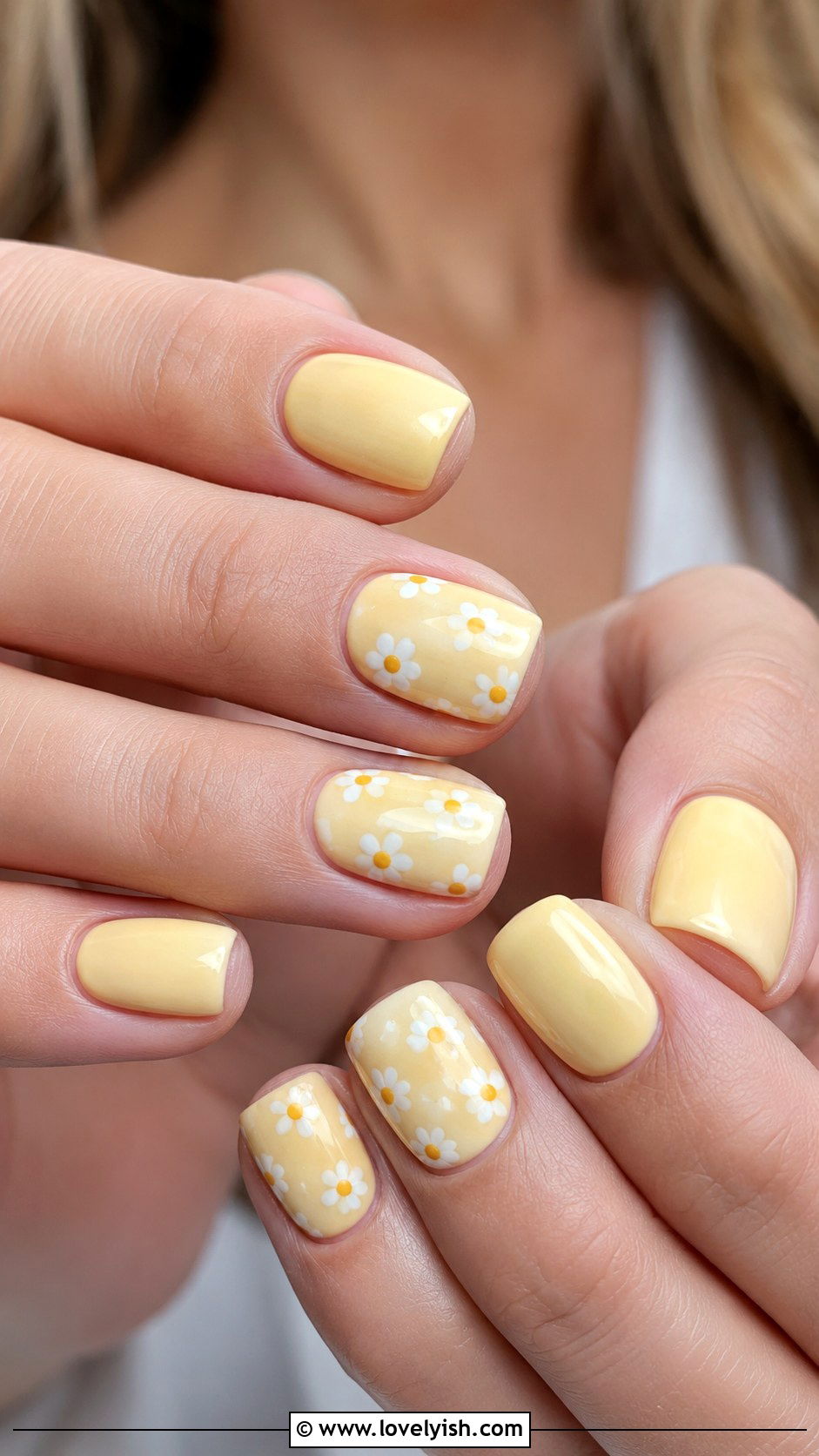 Butter Yellow Daisy Nails - 50 may nails - 50 may nails