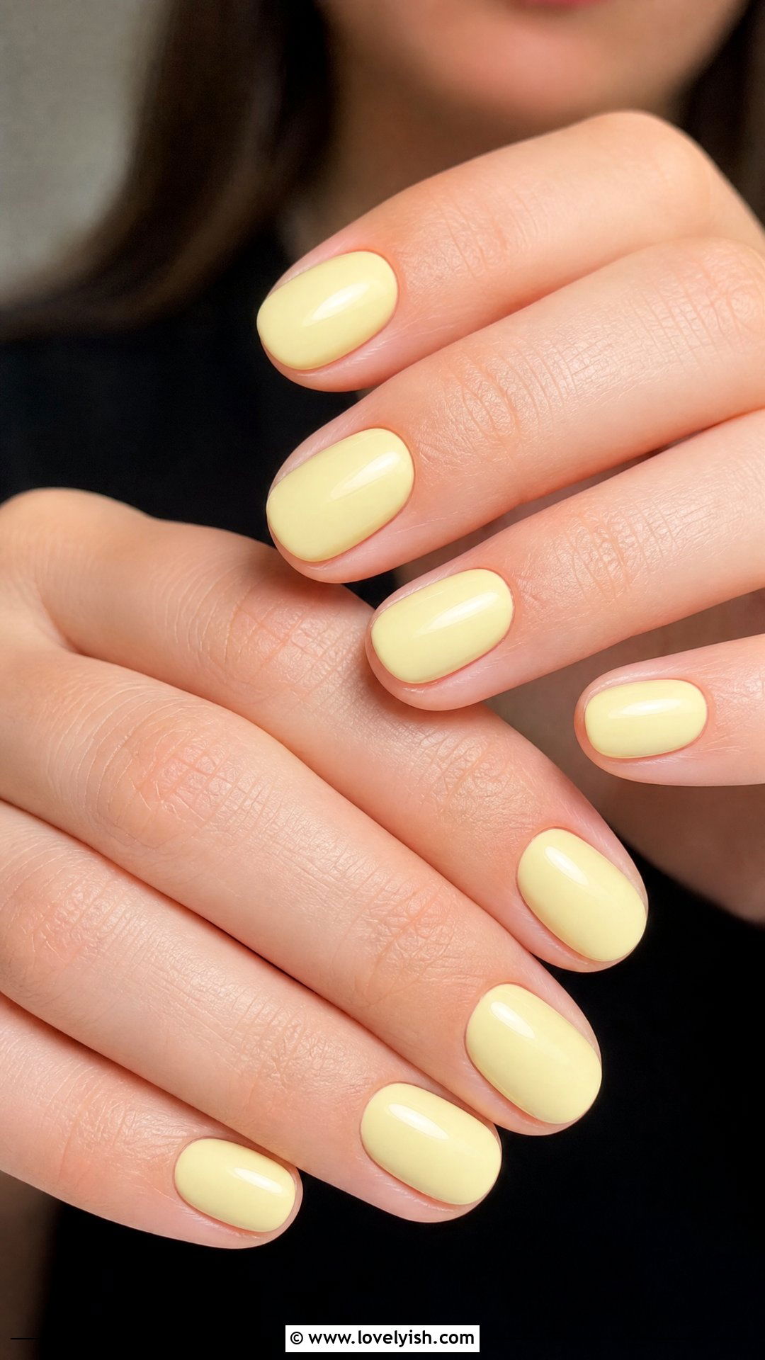 Butter Yellow Glossy Nails - 50 quick nail designs - 50 quick nail designs