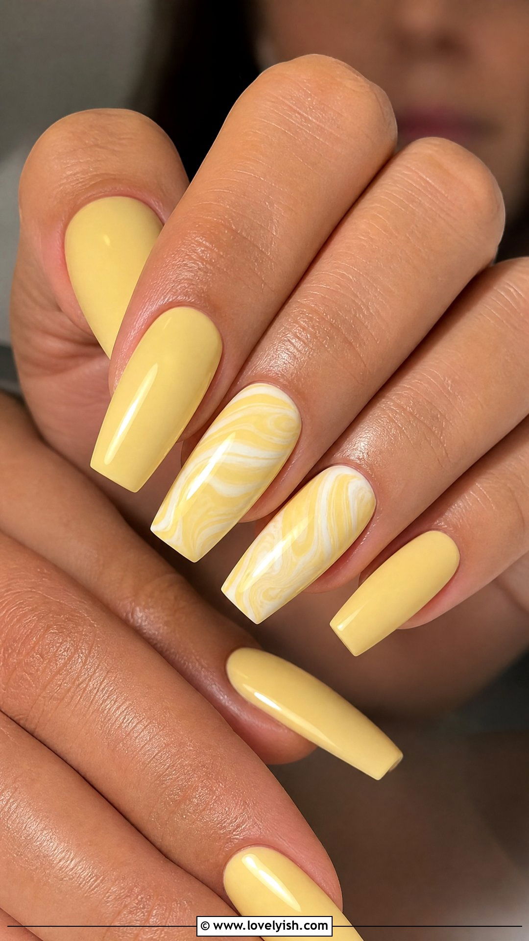 Butter Yellow Marble Nails - 50 butter yellow nails - 50 butter yellow nails
