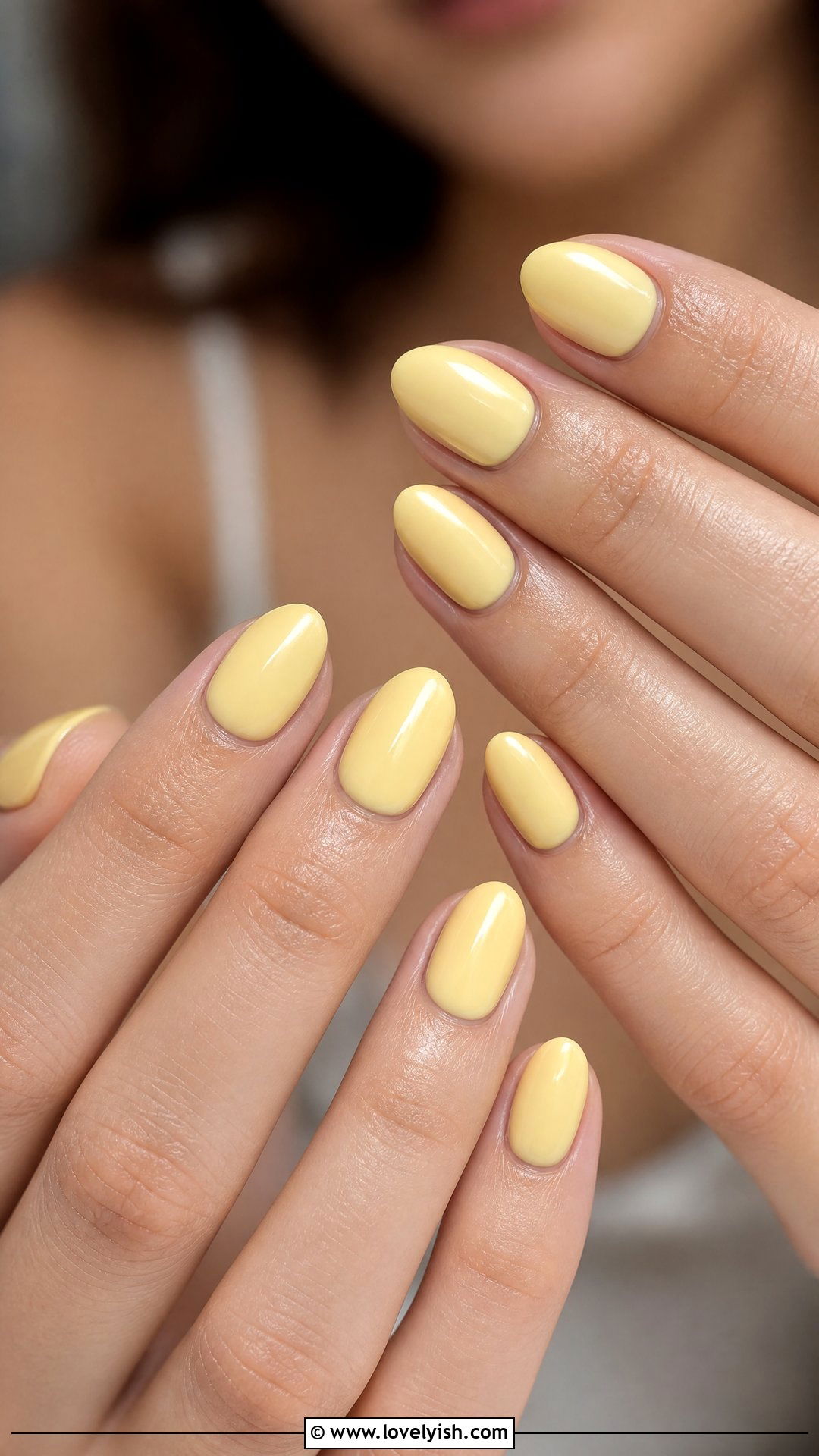 Butter Yellow Short Almond Nails - 50 short almond nails - 50 short almond nails