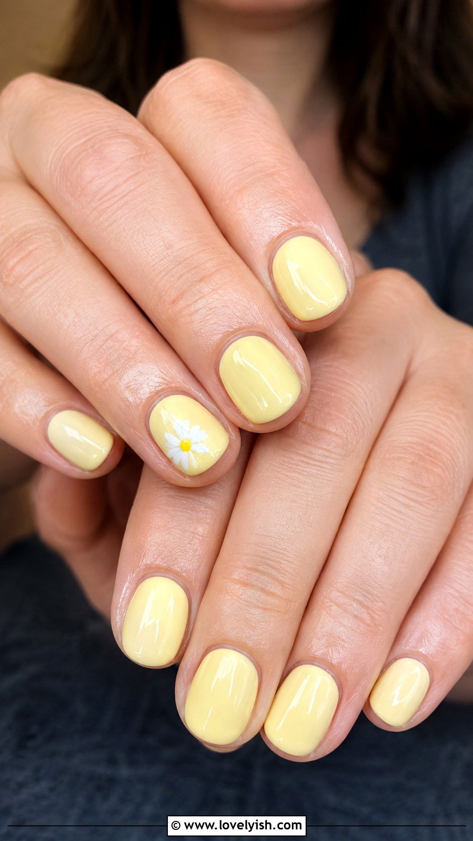 Butter Yellow Short Nails - 25 short nails design ideas - 25 short nails design ideas