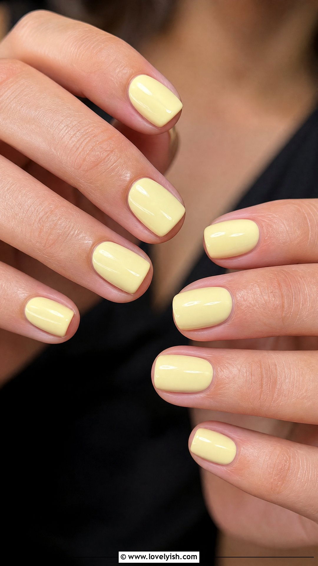 Butter Yellow Short Square Nails - 50 short square nails - 50 short square nails