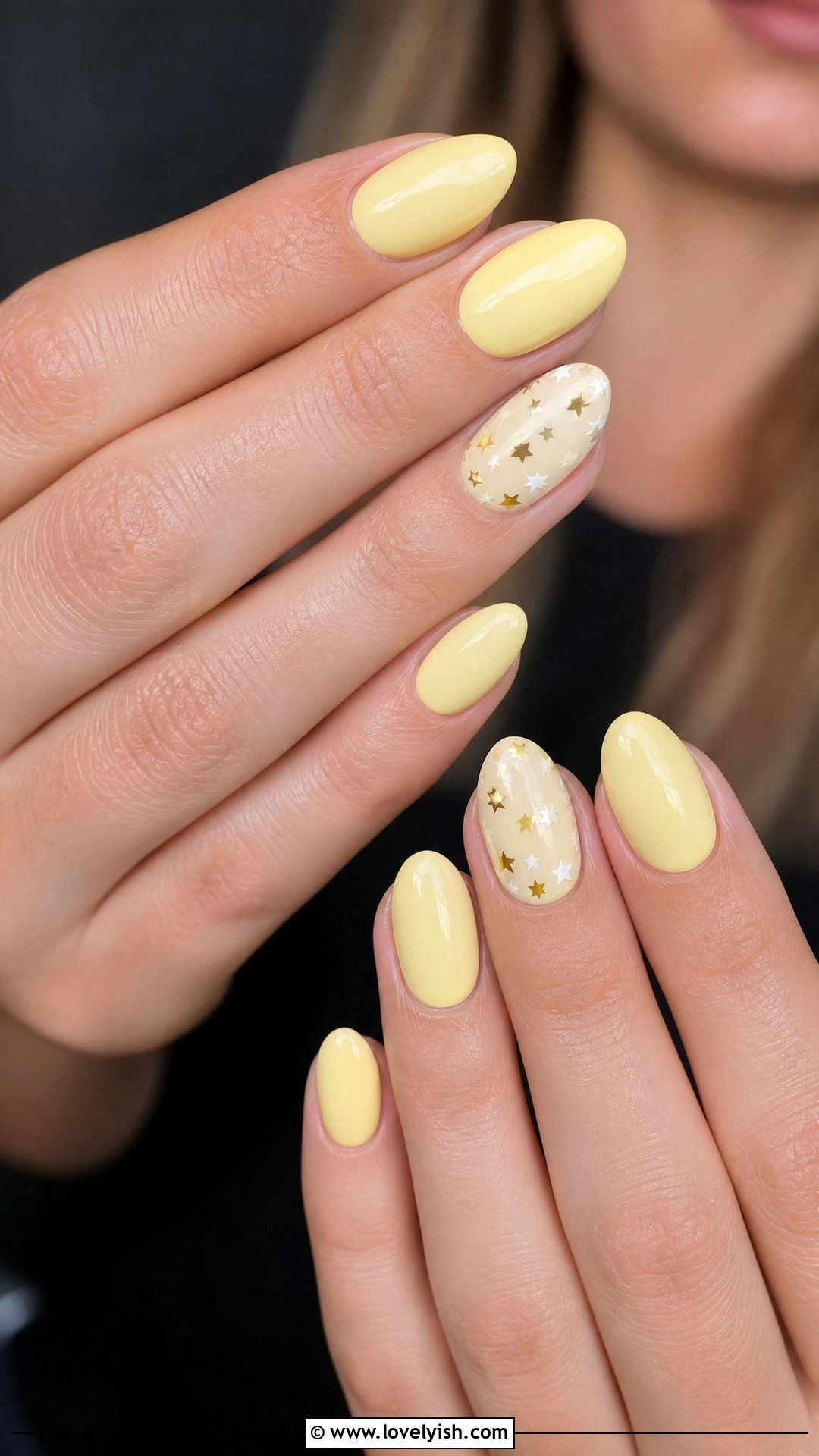 Butter Yellow with Star Accent Nails - 50 butter yellow nails - 50 butter yellow nails