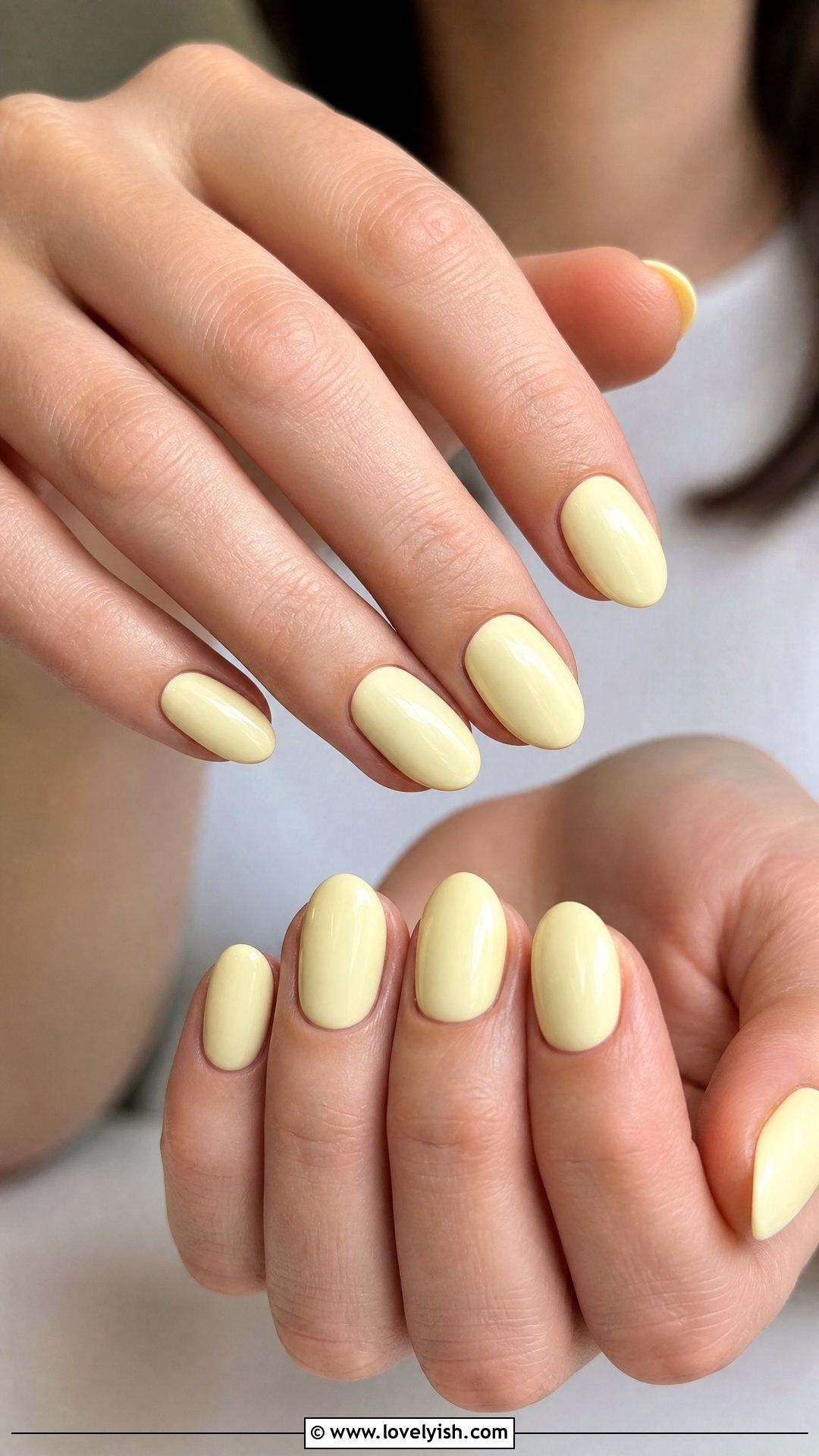 Buttercream Yellow Glossy Nails - 50 classy nails - 50 classy nails