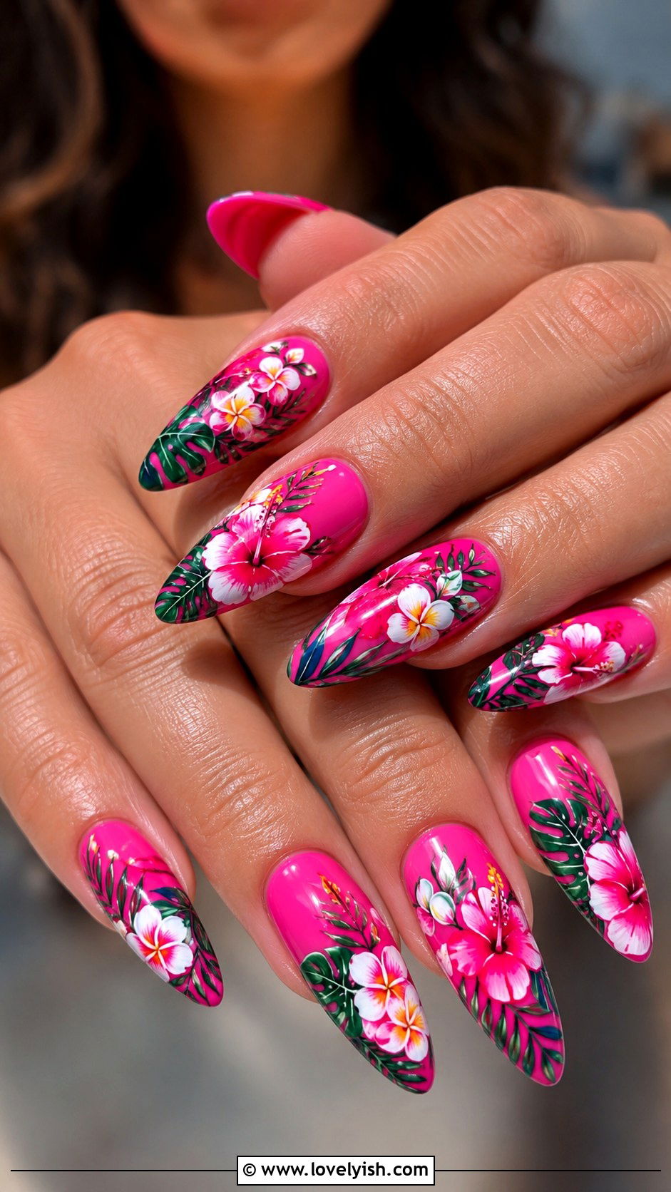 Butterfly Nails in Pastel Colors - 50 vacation nails - 50 vacation nails