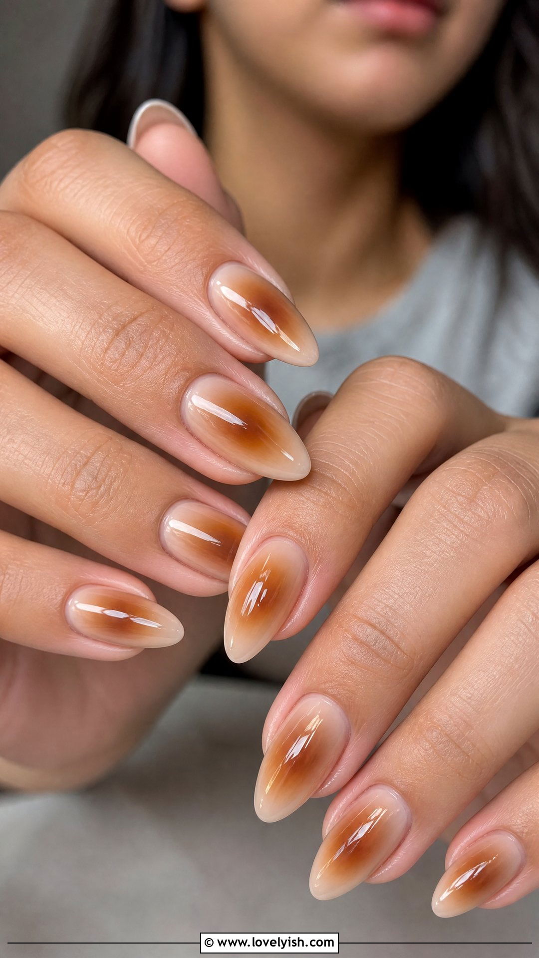 Caramel Brown Aura Nails - 50 classy nails - 50 classy nails