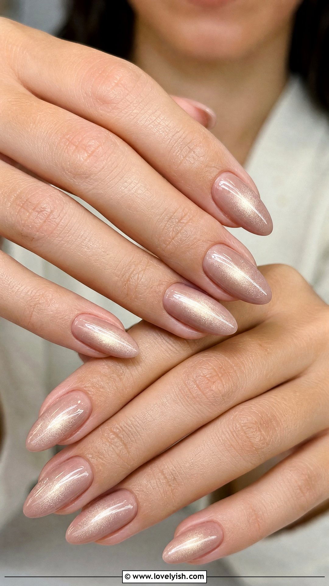 Cat Eye Almond Nails in Nude - 38 cat eye nail designs - 38 cat eye nail designs