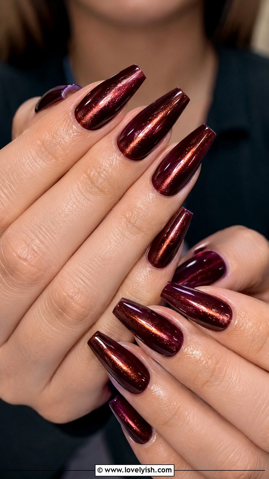 Cat Eye Coffin Nails in Wine Red - 38 cat eye nail designs - 38 cat eye nail designs