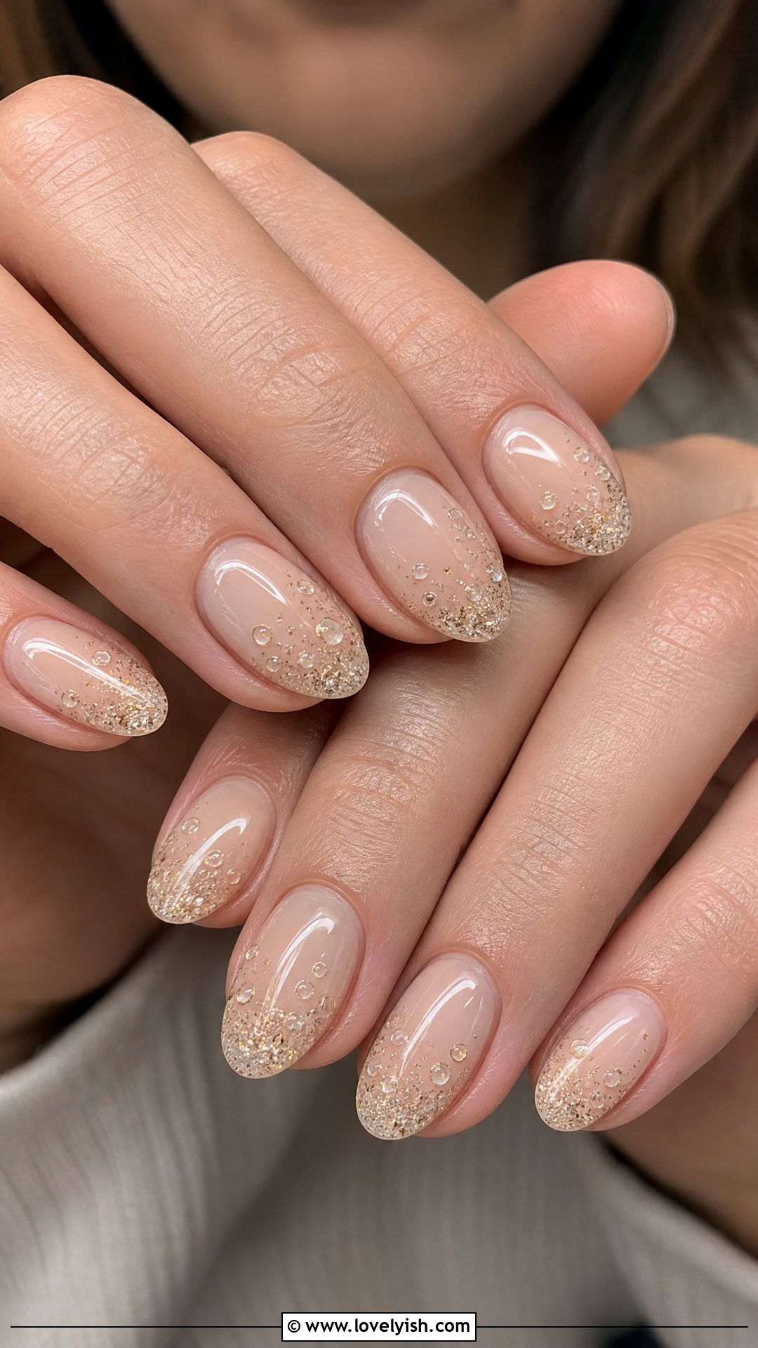 Champagne Bubble Sparkle Nails - 50 sparkly nails - 50 sparkly nails