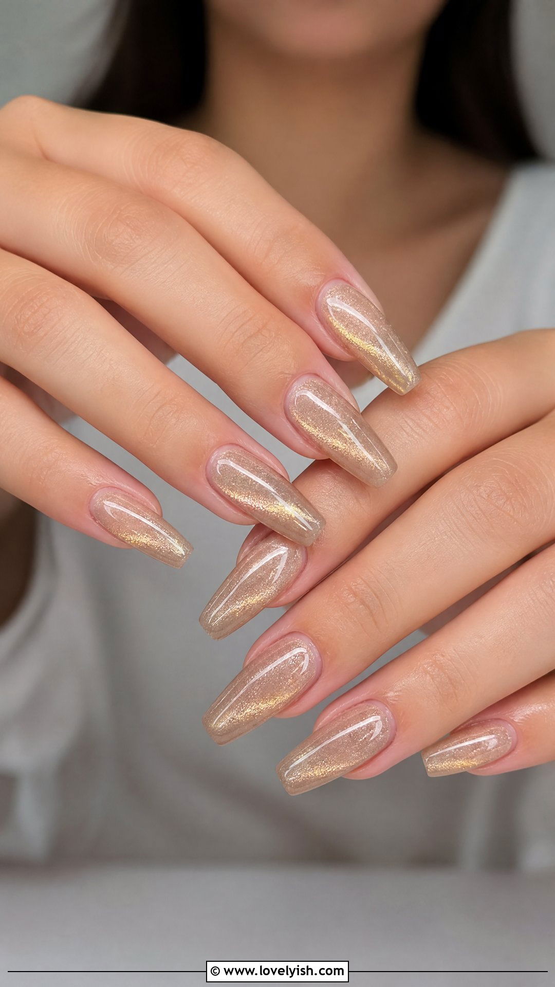 Champagne Cat Eye Nails - 50 elegant nails - 50 elegant nails