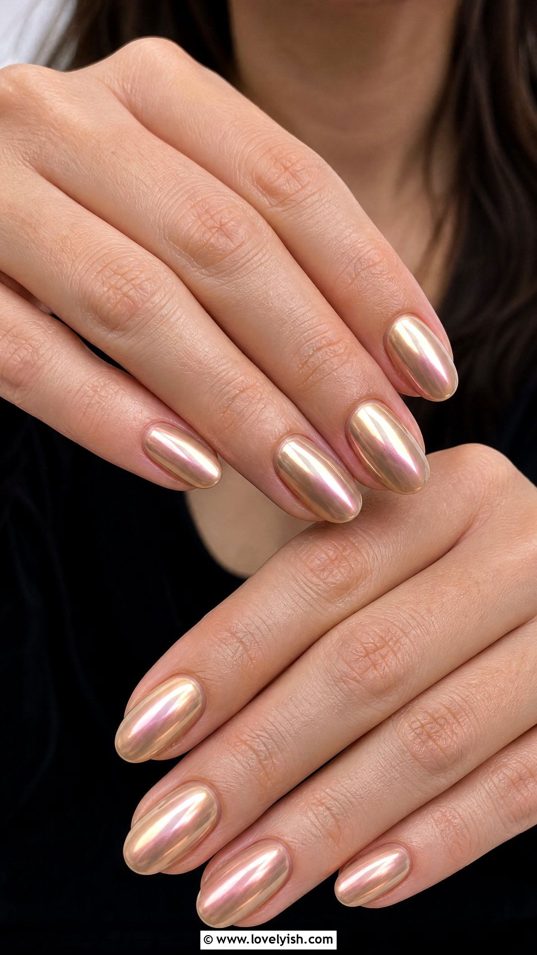 Champagne Chrome Nails - 25 chrome nails design ideas - 25 chrome nails design ideas