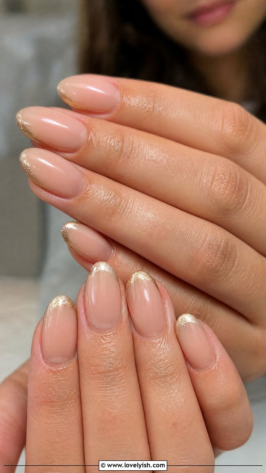 Champagne French Tip Nails - 50 feminine nails - 50 feminine nails