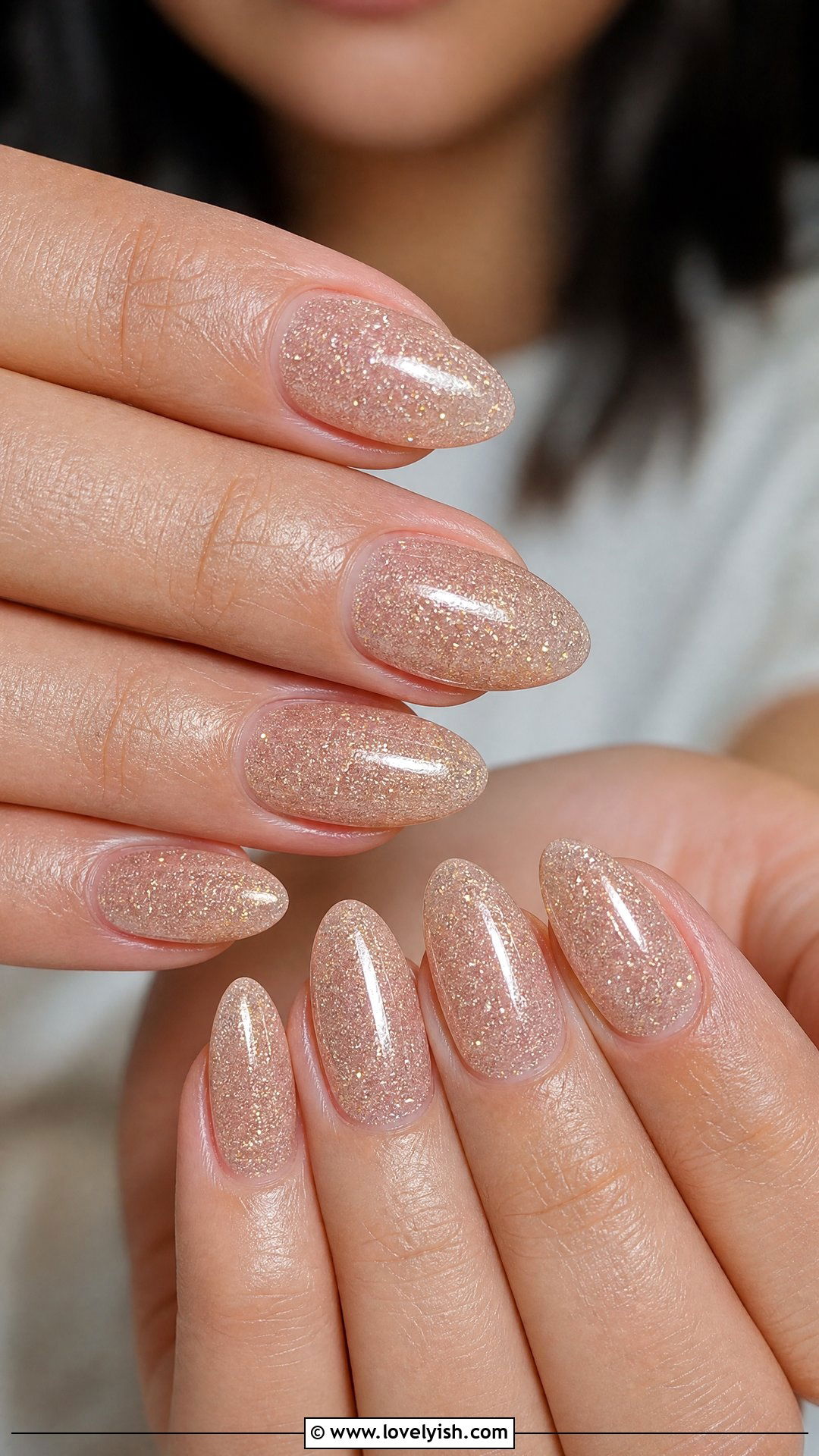 Champagne Glitter Nails - 50 classy spring nail designs - 50 classy spring nail designs