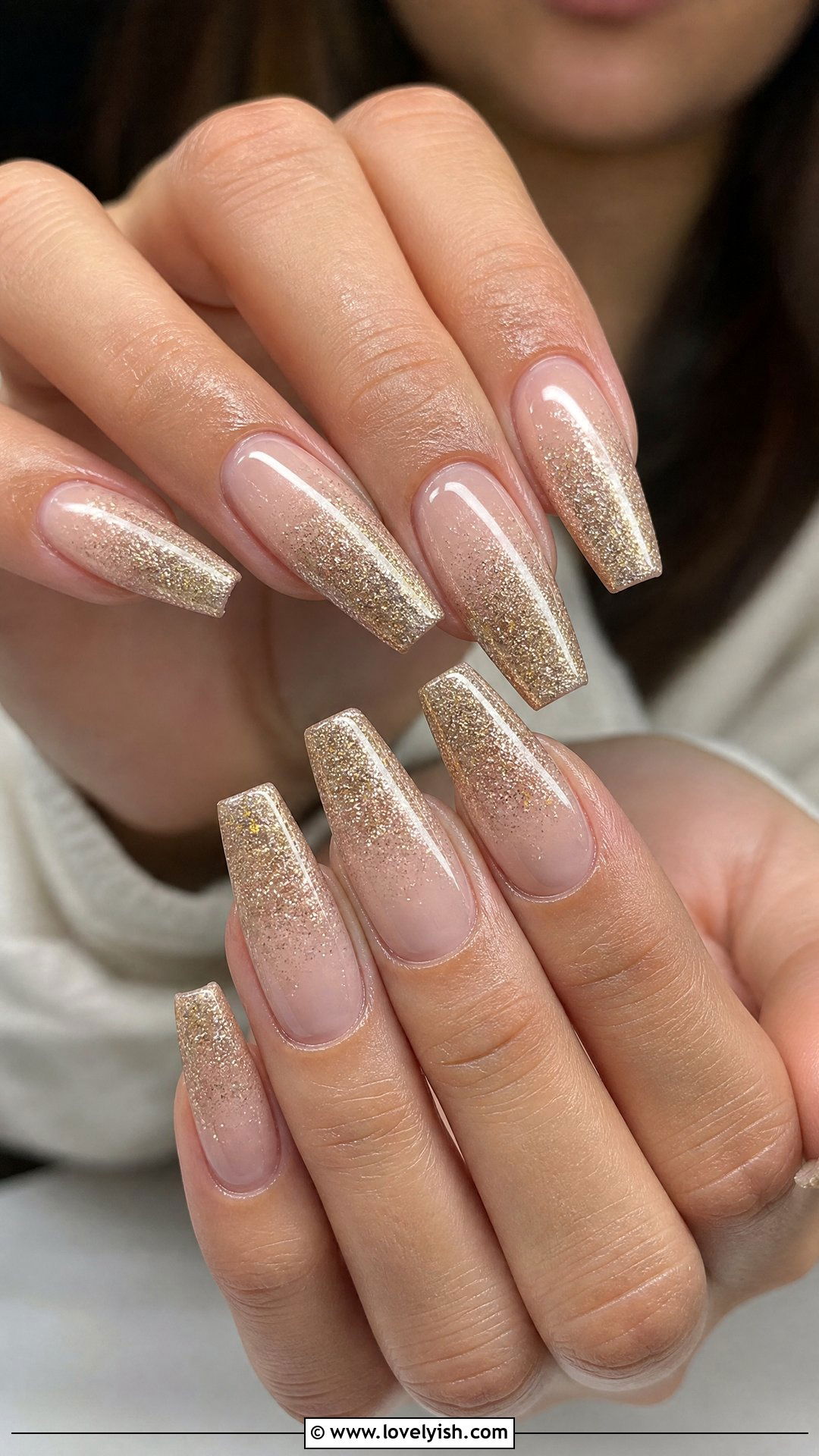 Champagne Glitter Ombre Nails - 50 elegant nails - 50 elegant nails
