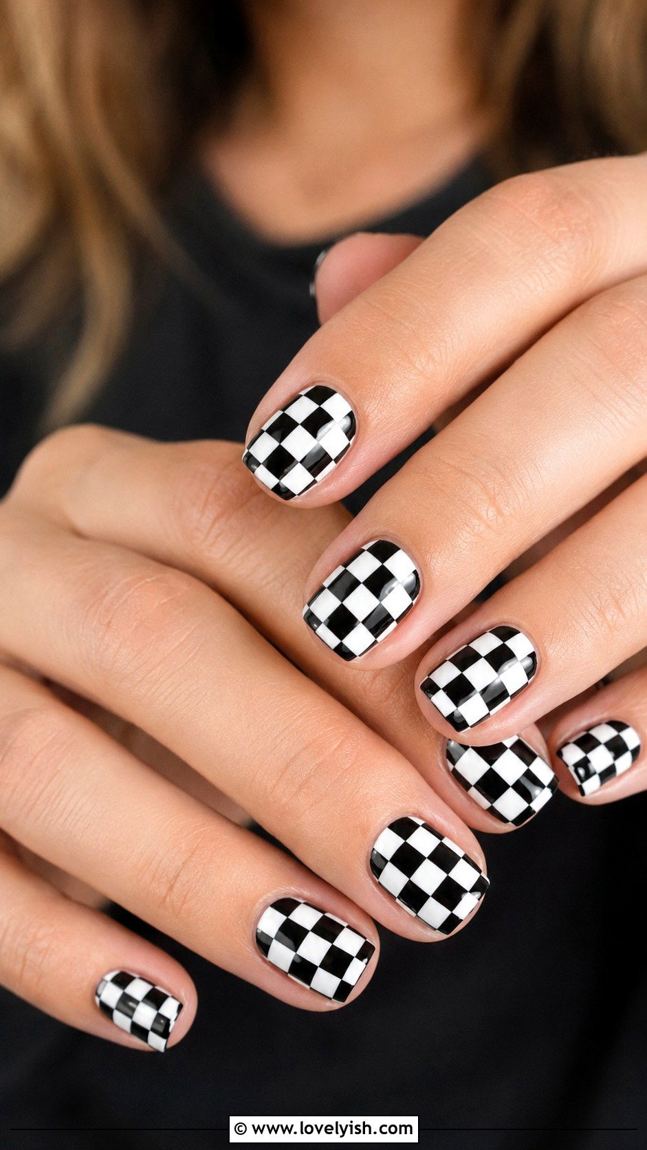Checkerboard Nail Art - 50 diy nail art - 50 diy nail art