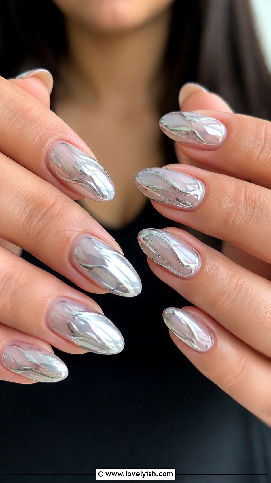 Chrome Abstract Swirl Nails - 38 abstract nail art - 38 abstract nail art