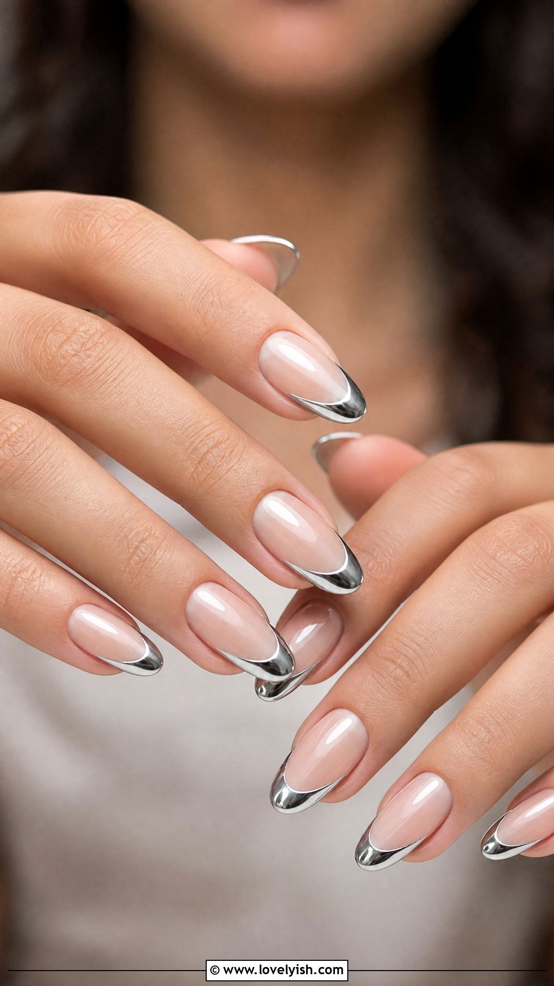 Chrome French Tip - 50 french manicure - 50 french manicure