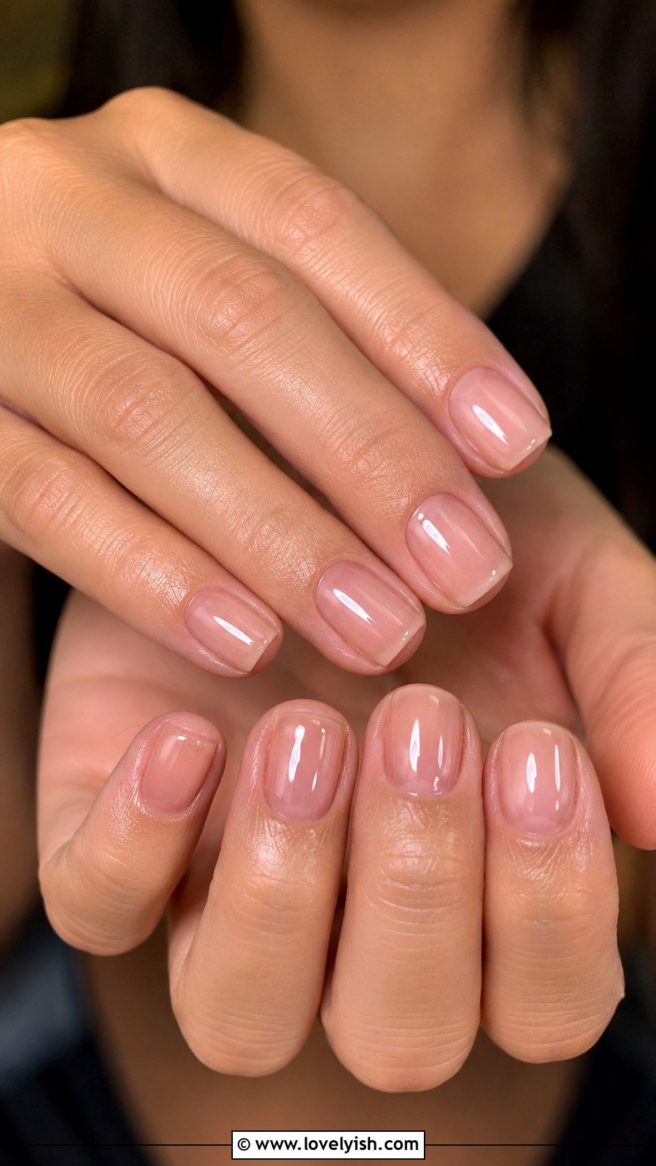 Chrome Mirror Finish Short Square Nails - 25 short square nail designs - 25 short square nail designs