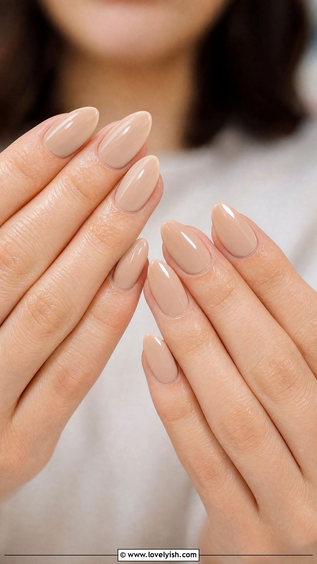 Classic Beige Nude Nails - 25 preppy nail designs - 25 preppy nail designs