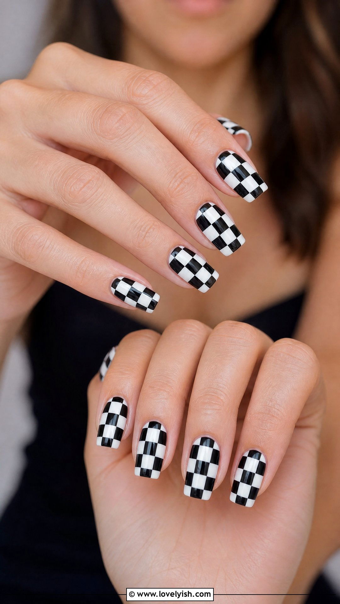 Classic Black and White Checkered Nails - 25 checkered nail designs - 25 checkered nail designs