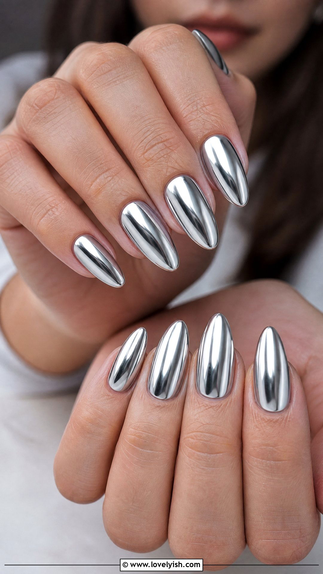 Classic Silver Chrome Mirror Nails - 25 silver nail designs - 25 silver nail designs