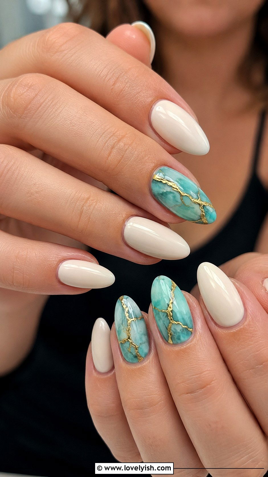 Coastal Cowgirl Turquoise Nails - 38 beach nail designs - 38 beach nail designs