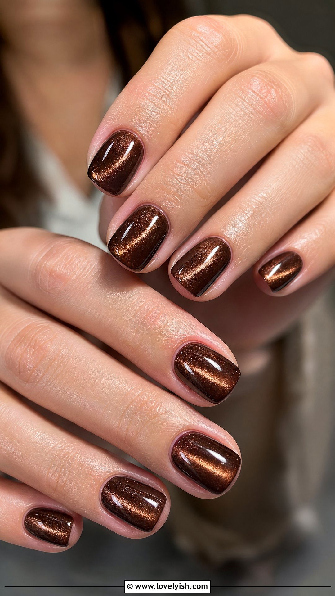 Cocoa Brown Cat Eye Short Nails - 50 classy short nail designs - 50 classy short nail designs