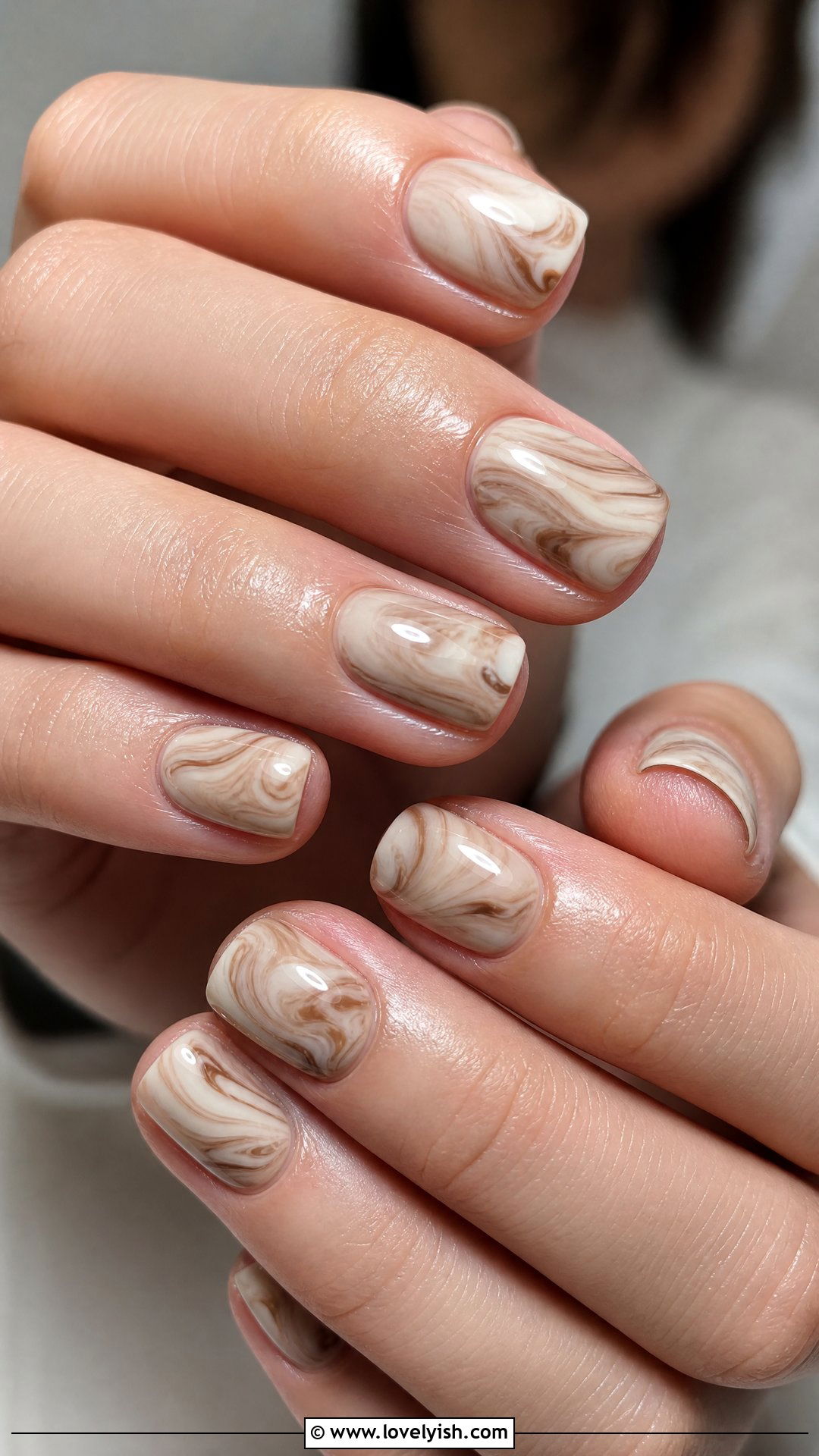 Coffee Latte Swirl Short Square Nails - 50 short square nails - 50 short square nails