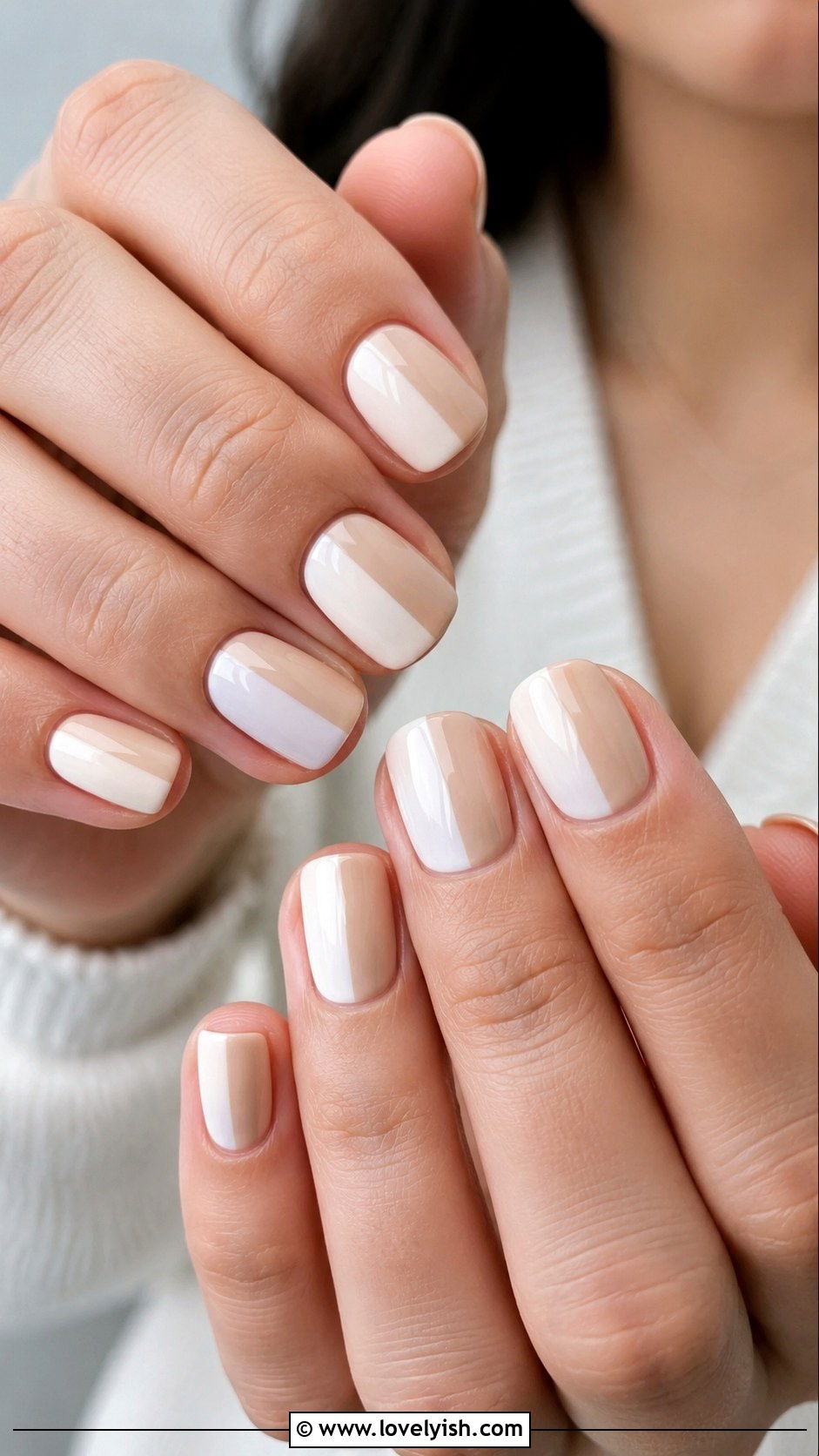 Color Block Minimalist Nails - 25 minimalist nail ideas - 25 minimalist nail ideas