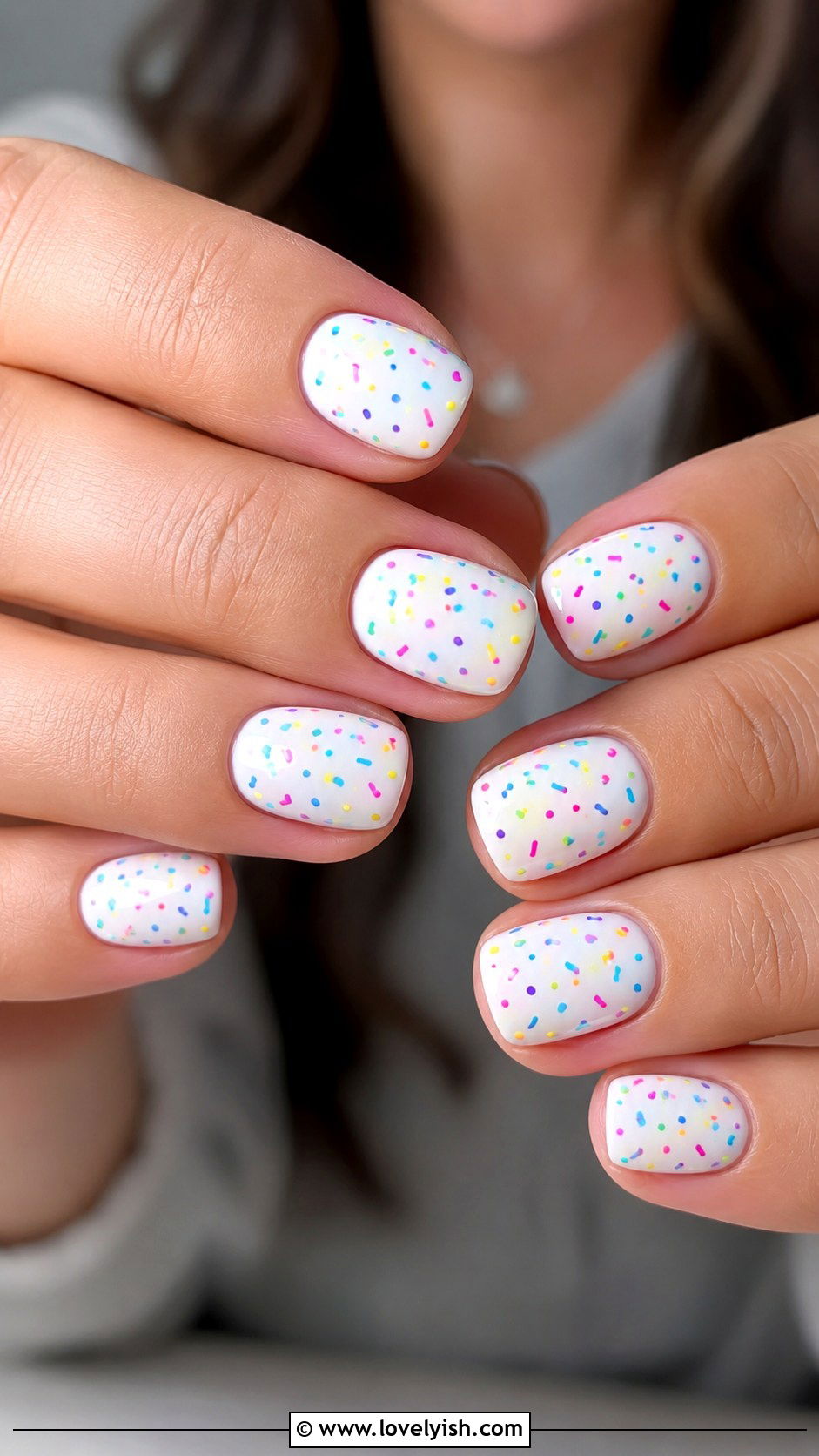 Confetti Nail Art - 50 diy nail art - 50 diy nail art