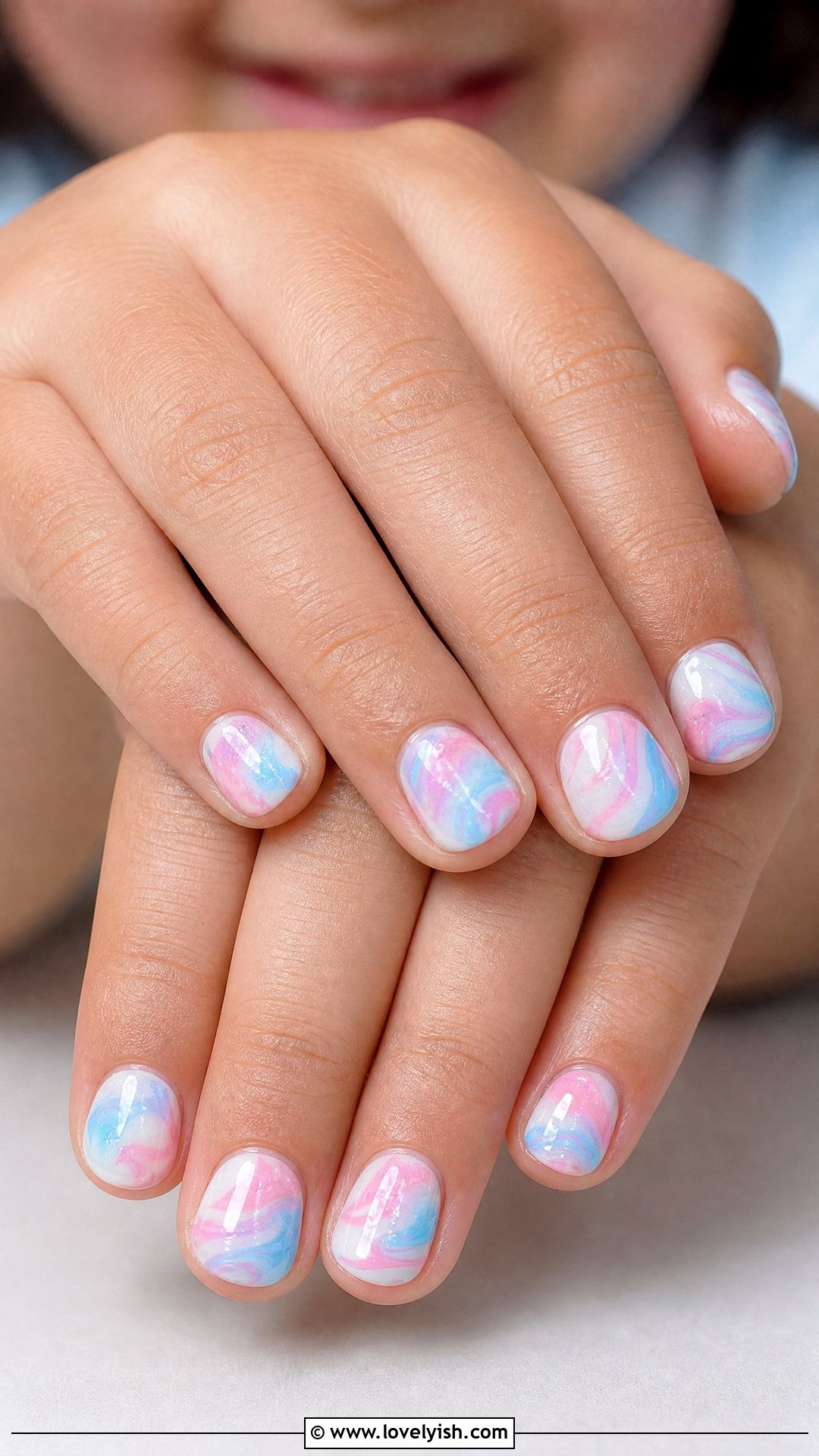 Cotton Candy Swirl Nails - 32 nail designs for kids - 32 nail designs for kids