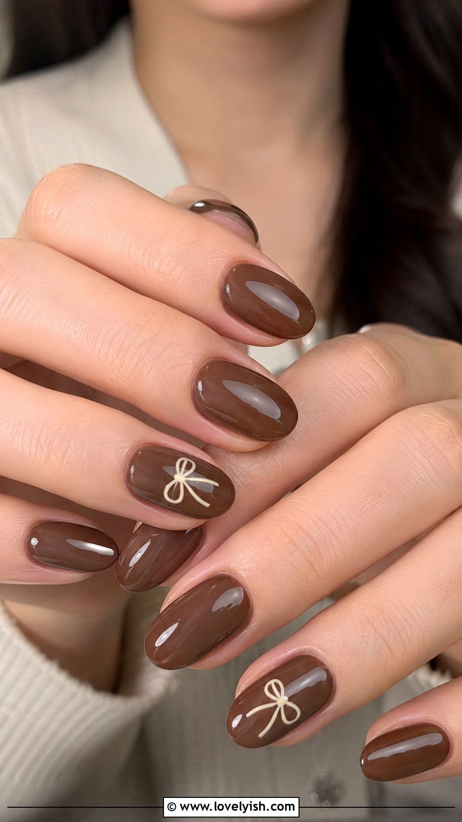 Cozy Cocoa Brown Bow Nails - 25 holiday nail designs - 25 holiday nail designs