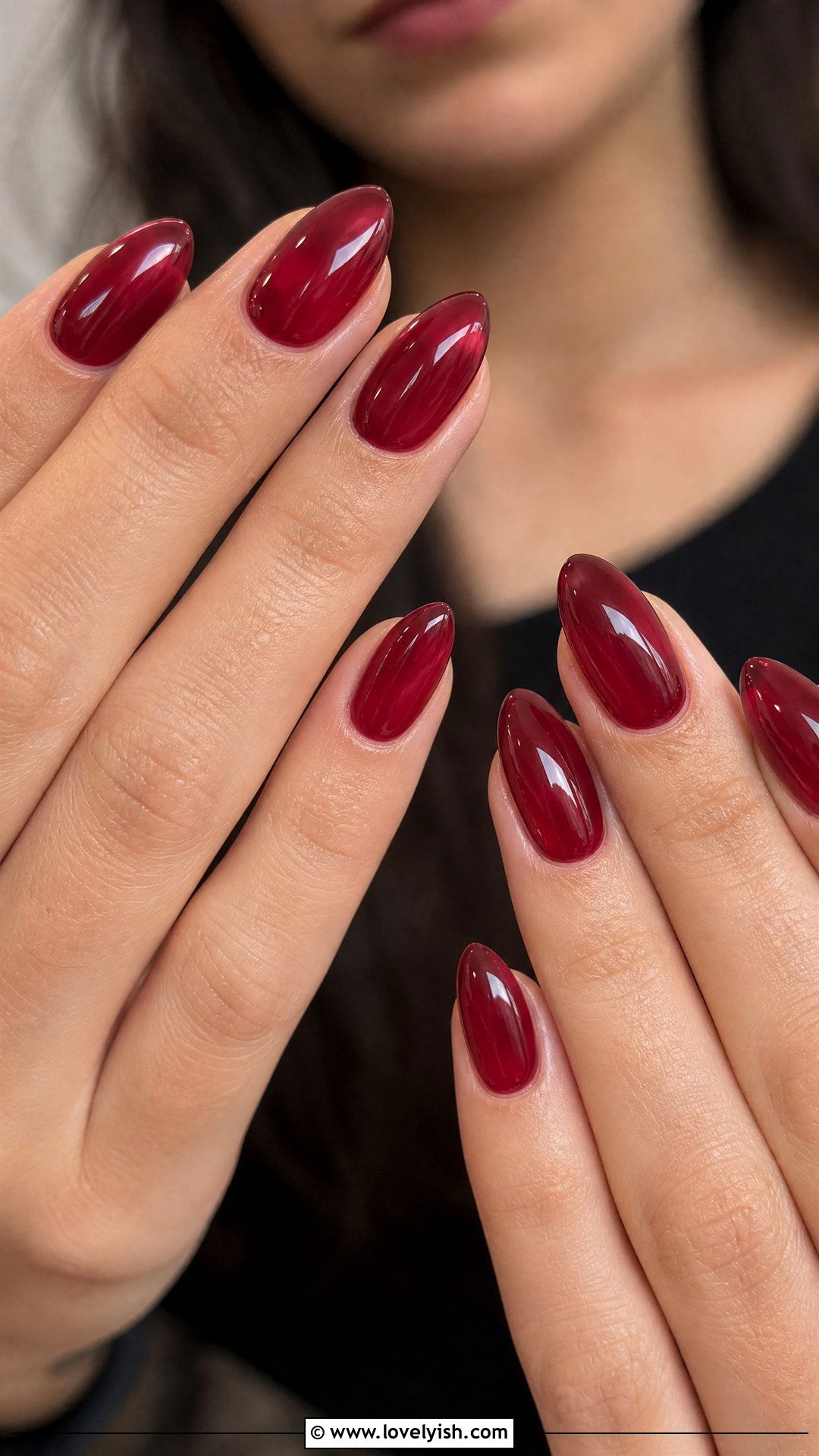 Cranberry Jelly Nails - 25 christmas nail designs - 25 christmas nail designs