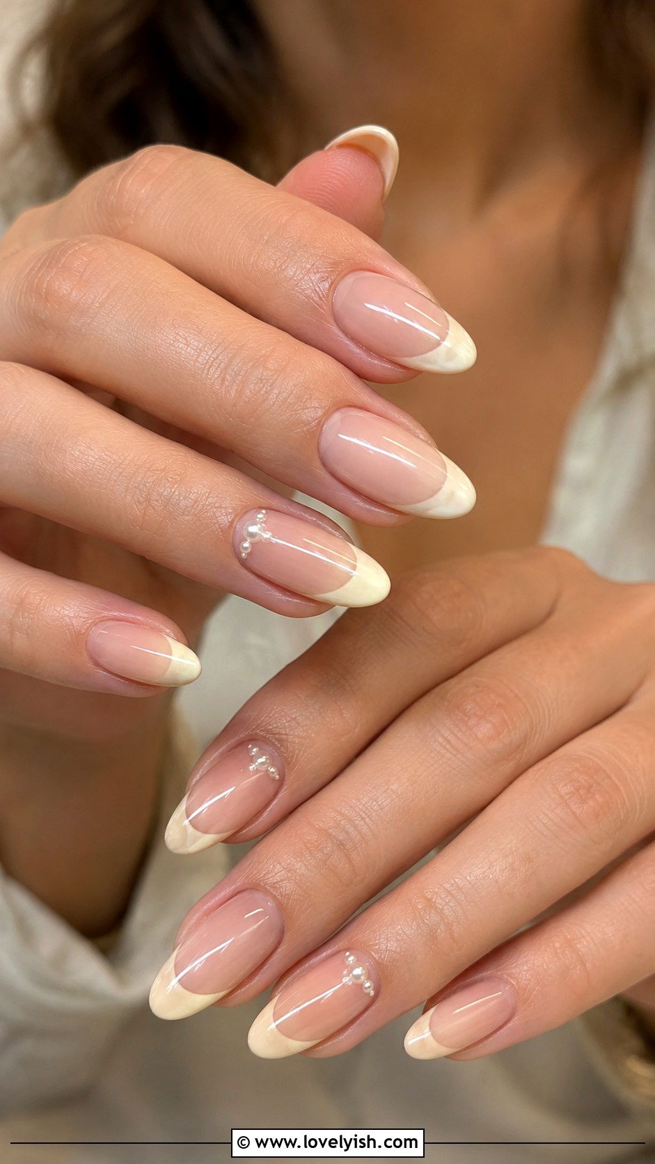 Cream French Tip With Pearl Accent Nails - 38 classy nail designs - 38 classy nail designs