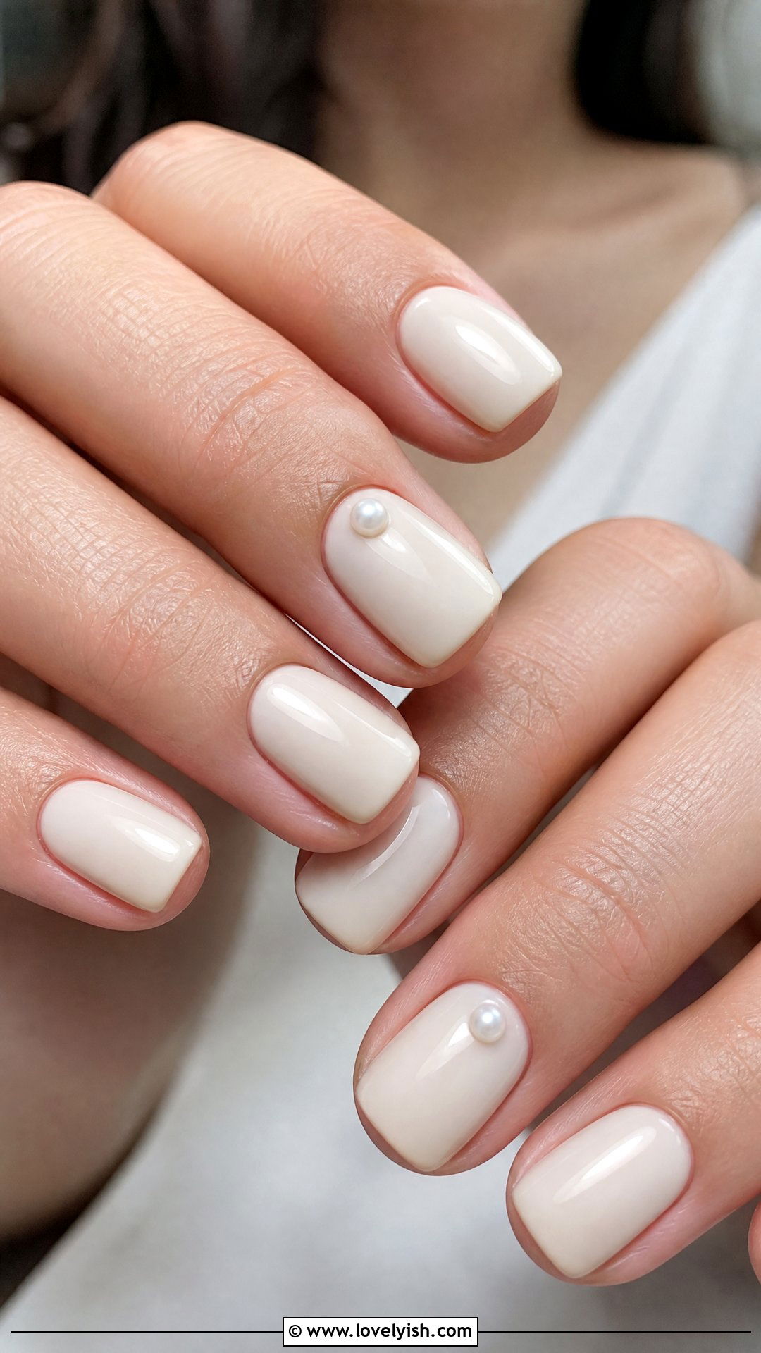 Cream White With Pearl Accent Short Square Nails - 50 short square nails - 50 short square nails