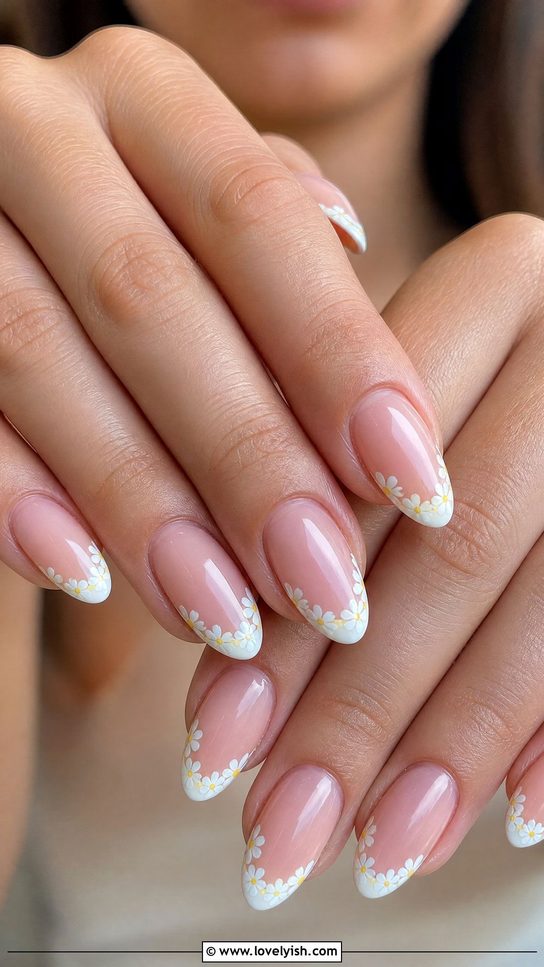 Daisy French Tip Nails - 50 daisy nails - 50 daisy nails