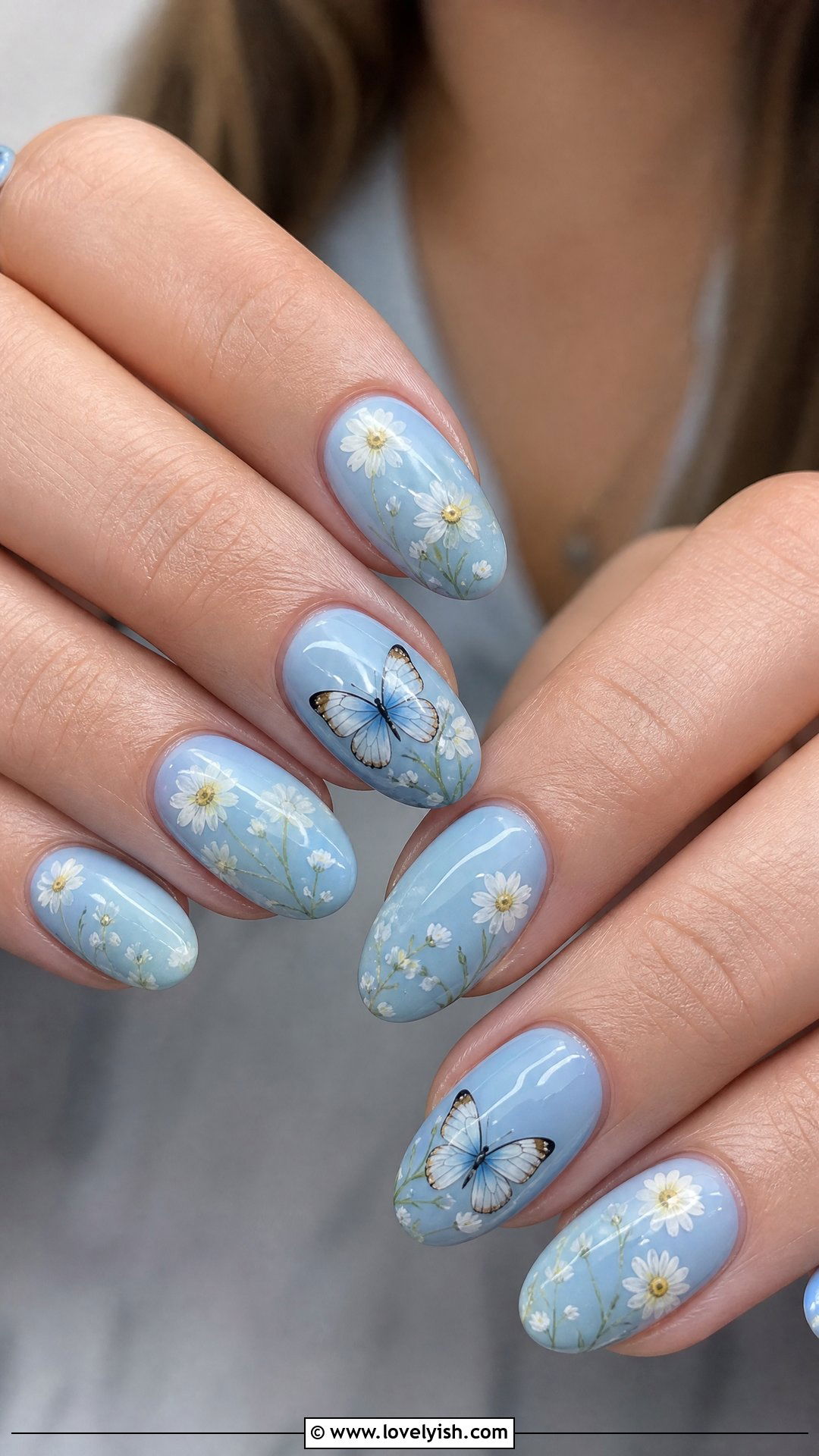 Daisy and Butterfly Nails - 50 daisy nails - 50 daisy nails