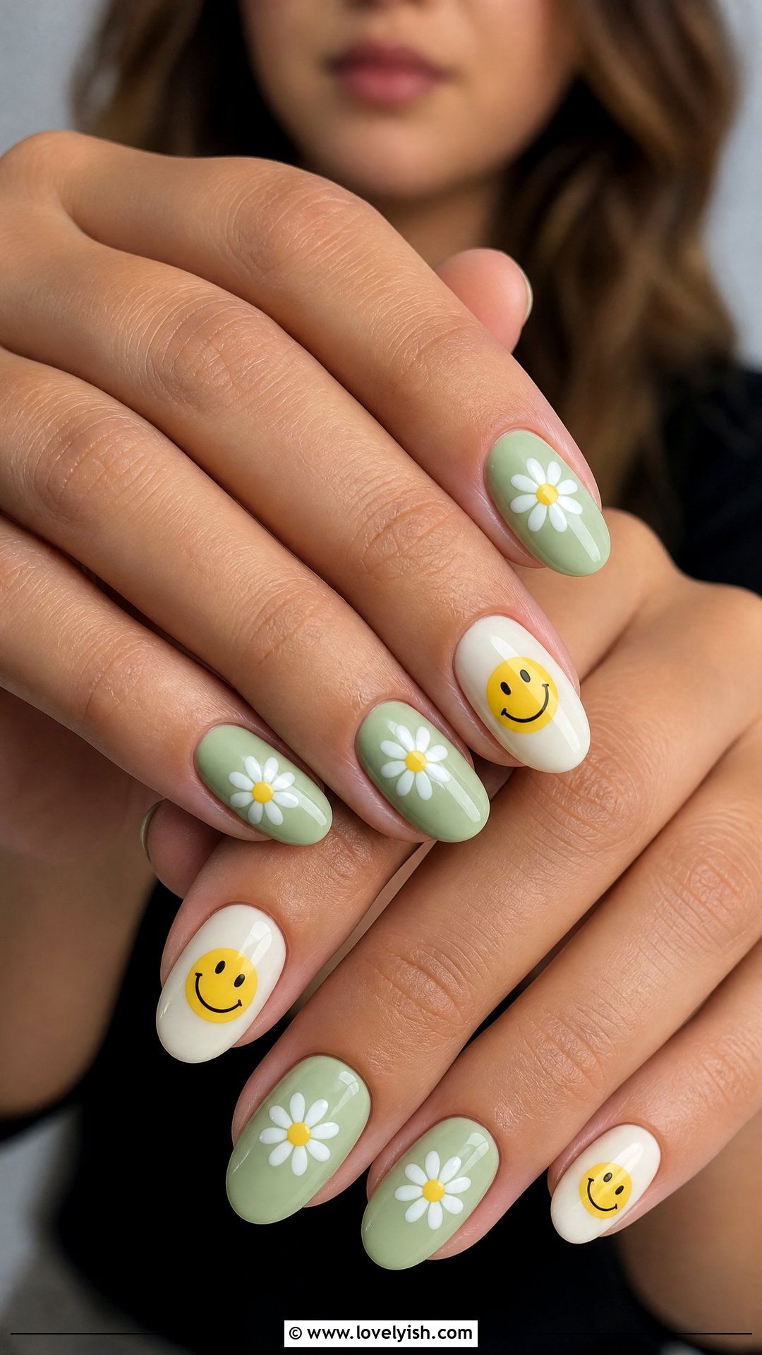 Daisy and Smiley Face Combo Nails - 50 smiley face nails - 50 smiley face nails
