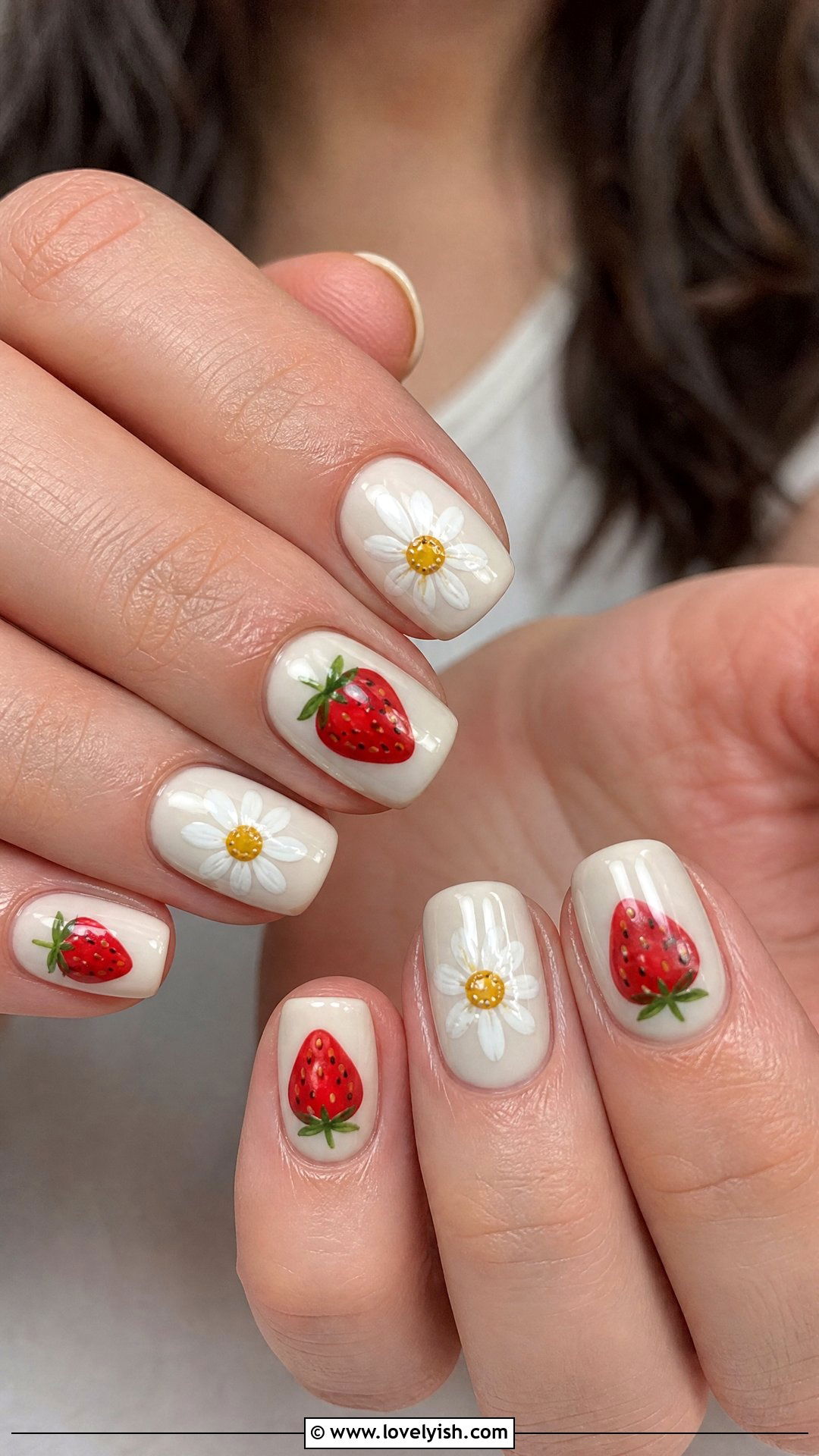 Daisy and Strawberry Nails - 50 daisy nails - 50 daisy nails