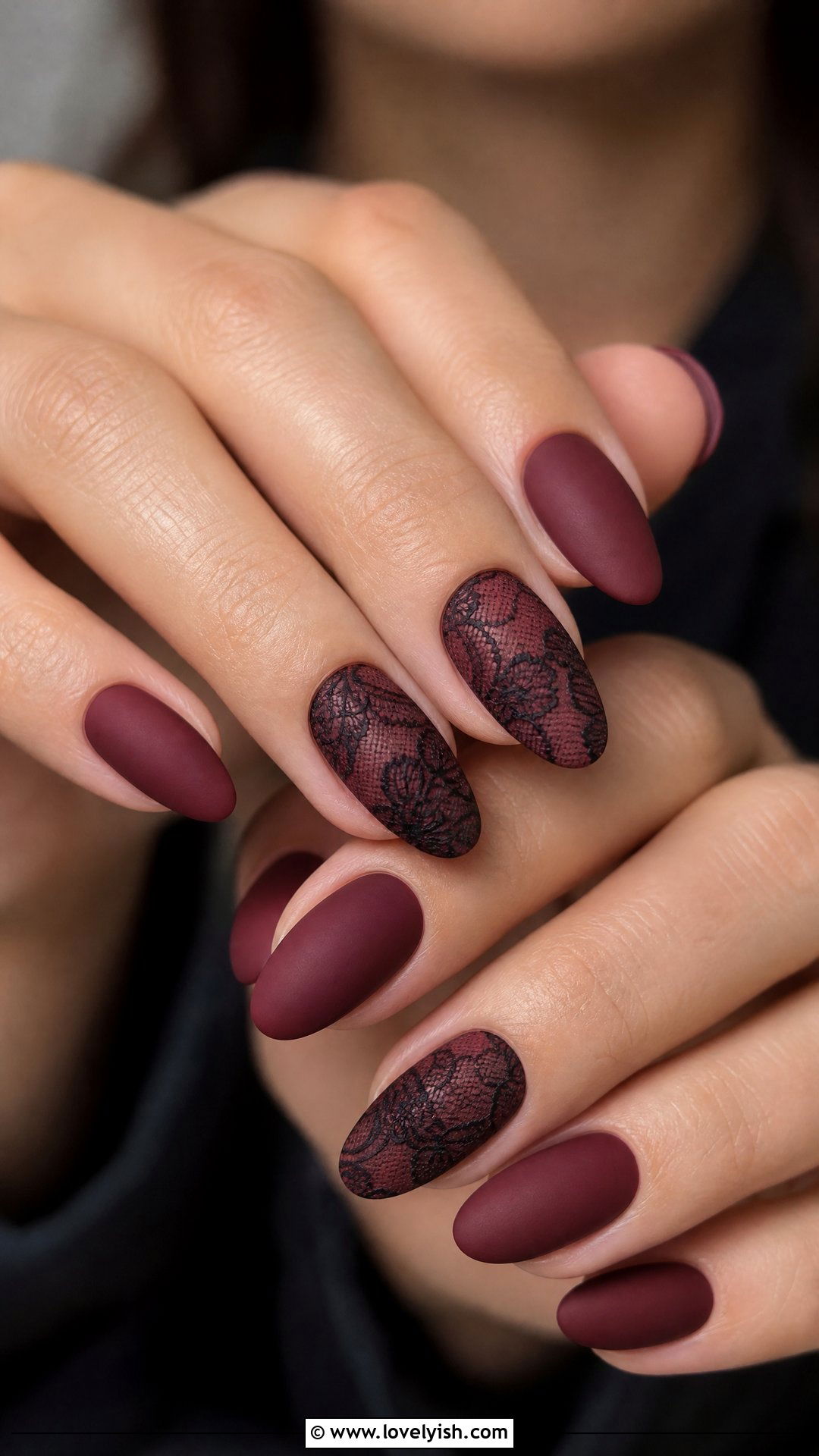 Dark Red Lace Nails - 50 dark red nails - 50 dark red nails