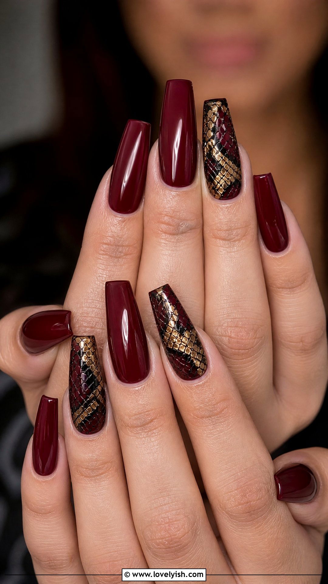 Dark Red Snakeskin Nails - 50 dark red nails - 50 dark red nails