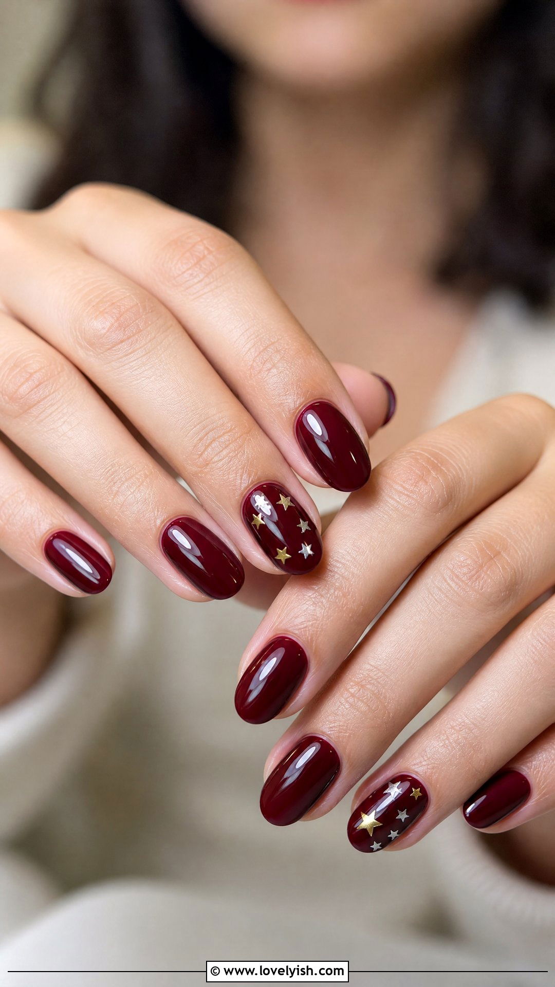Dark Red Star Accent Nails - 50 dark red nails - 50 dark red nails
