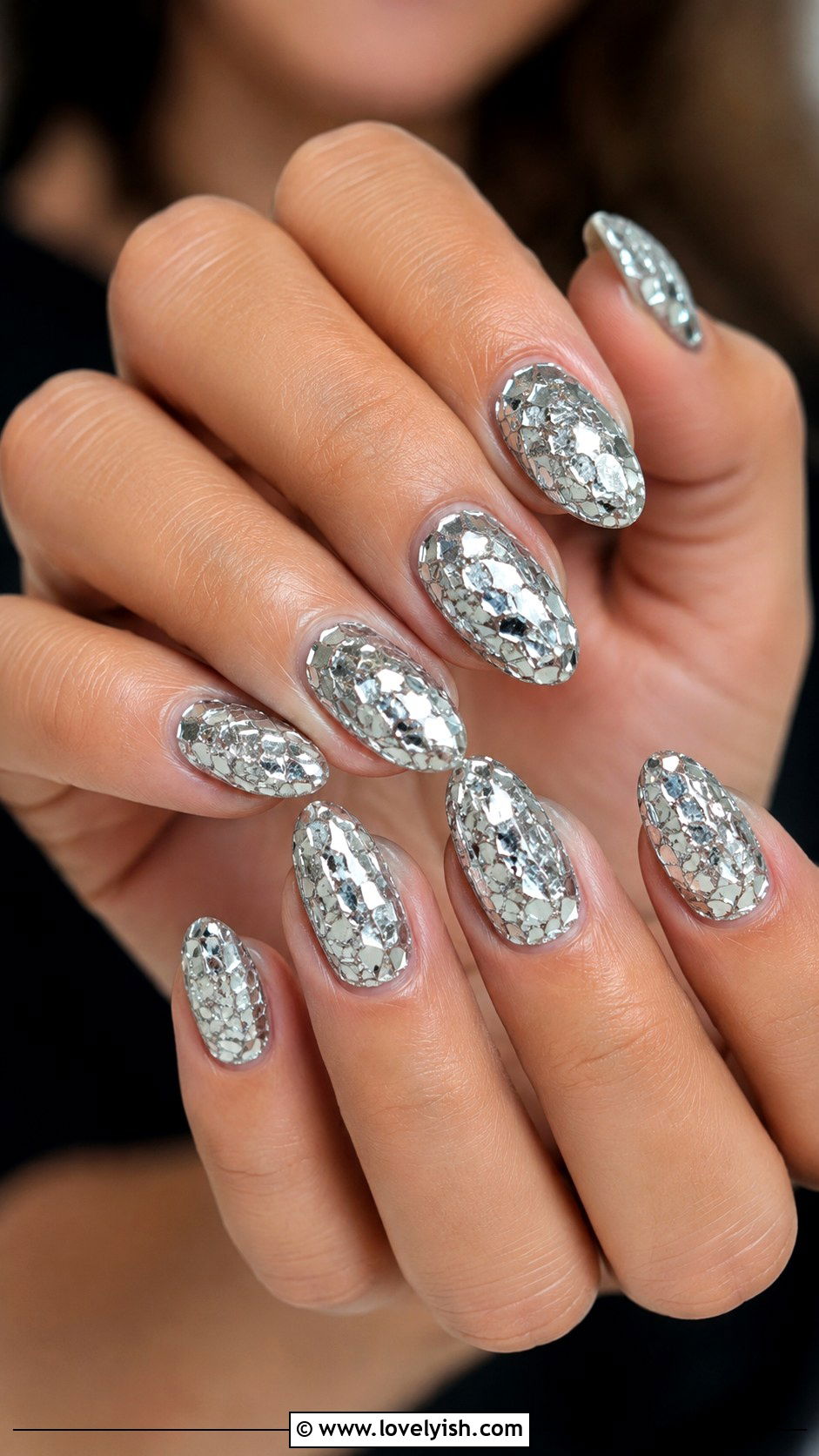 Disco Ball Silver Glitter Nails - 25 glitter nail designs - 25 glitter nail designs